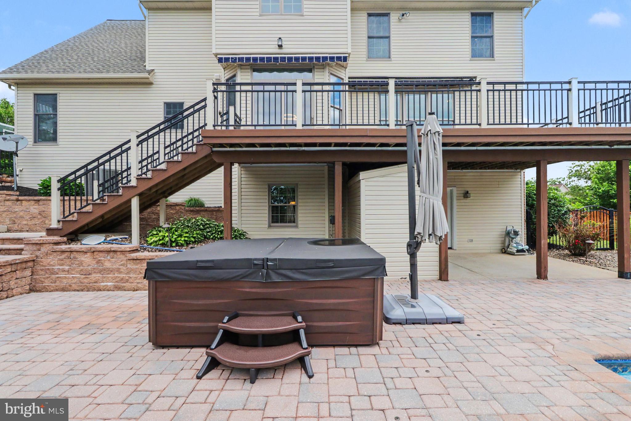 WINDMERE - Residential