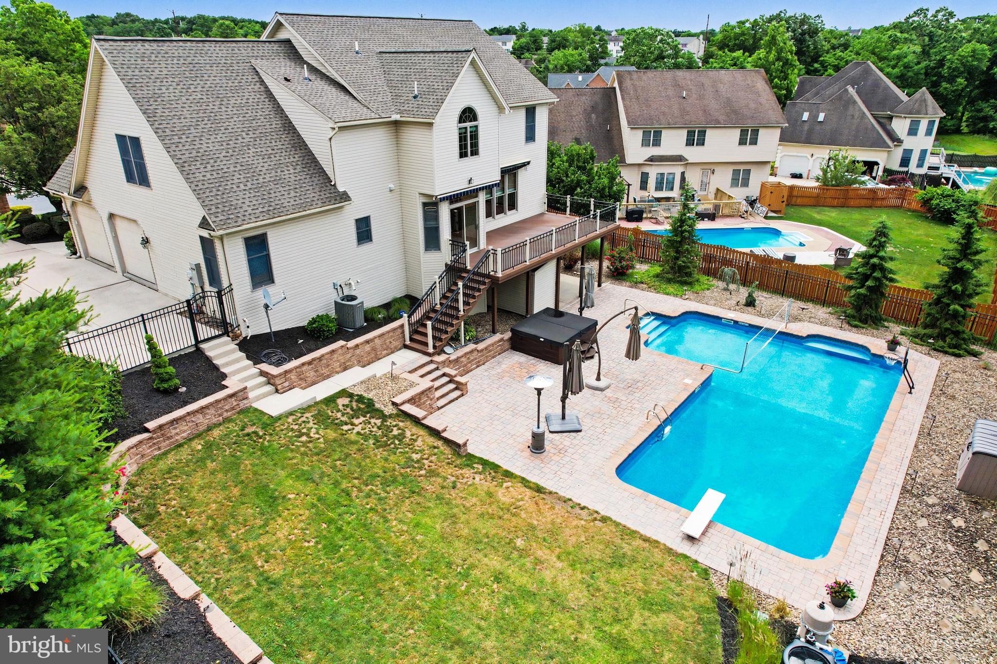 WINDMERE - Residential