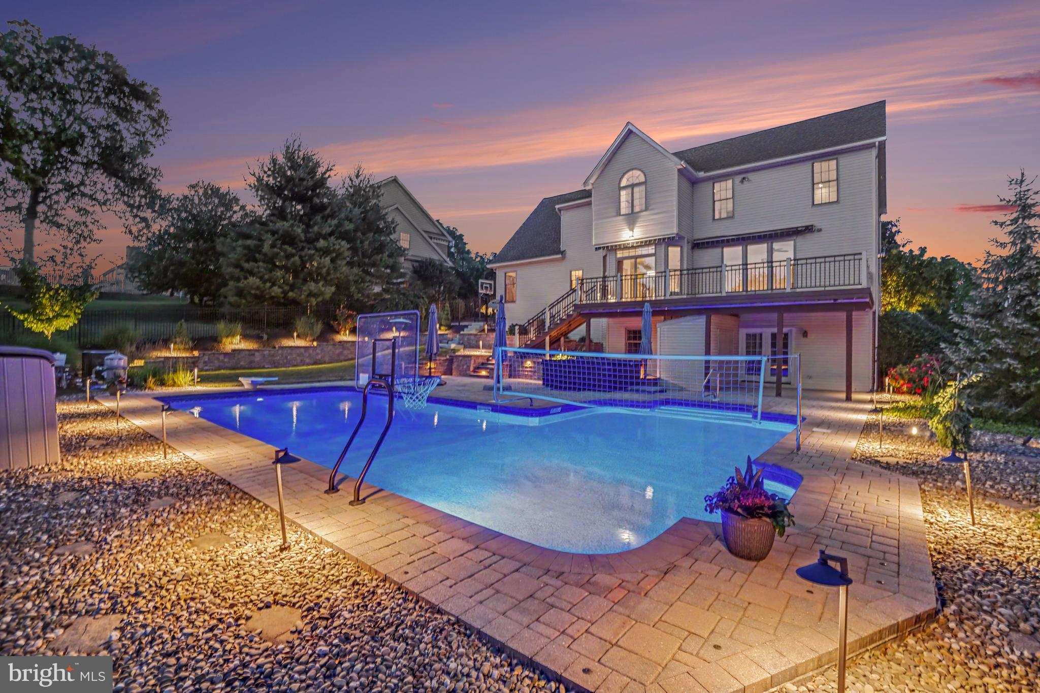 WINDMERE - Residential