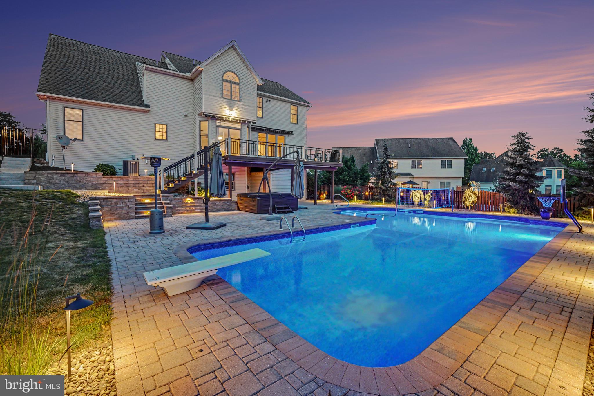 WINDMERE - Residential