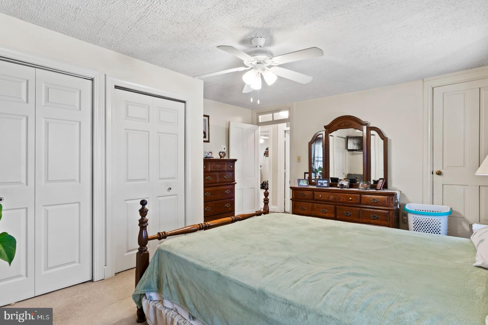 OAK GROVE ESTATES - Residential