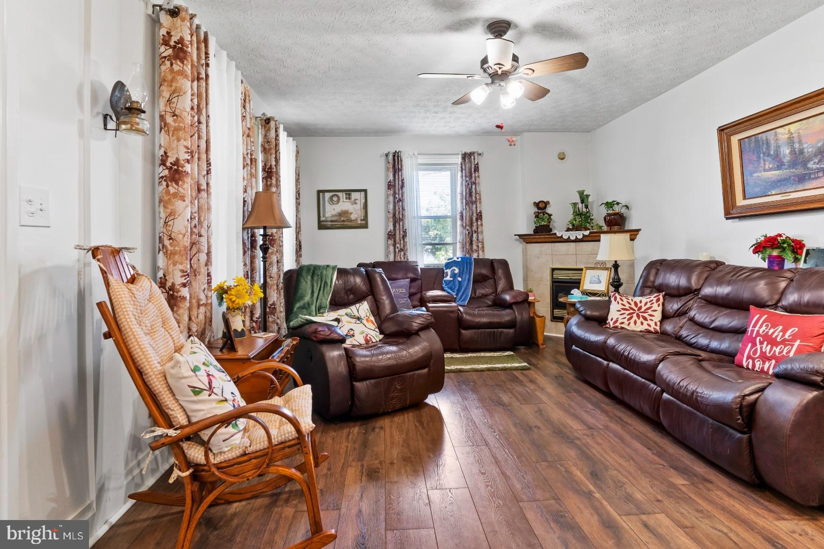 OAK GROVE ESTATES - Residential