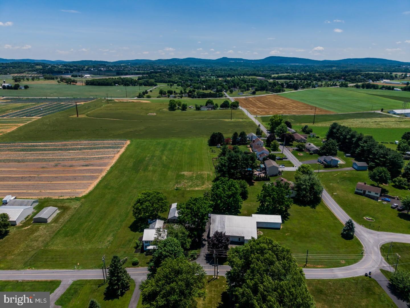 OAK GROVE ESTATES - Residential