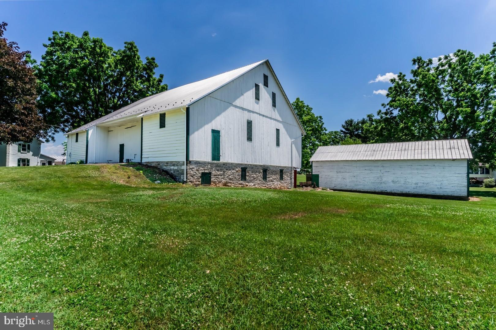 OAK GROVE ESTATES - Residential