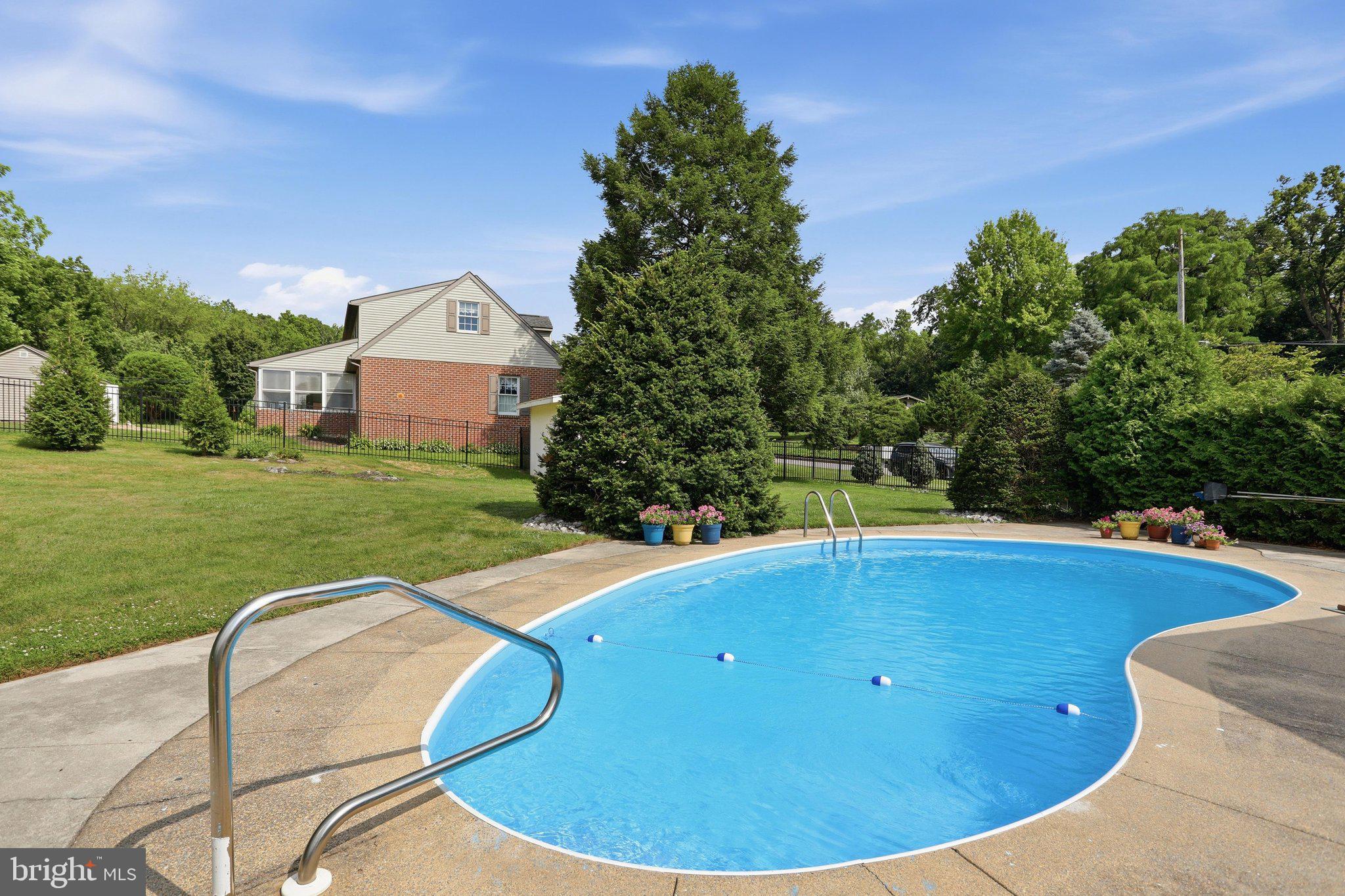 GREENCASTLE ANTRIM TWP - Residential