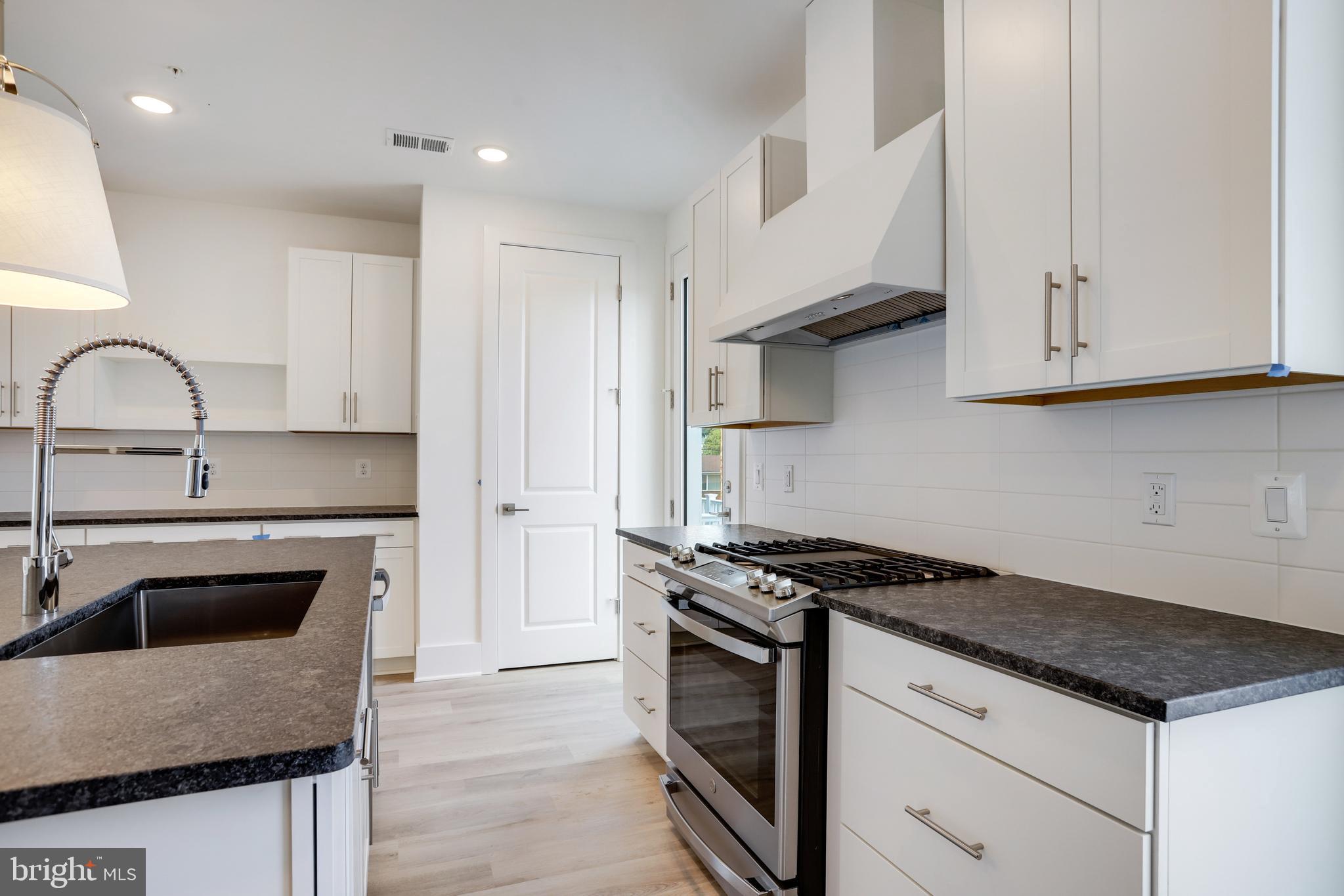 GAMBRILL GLENN - Residential