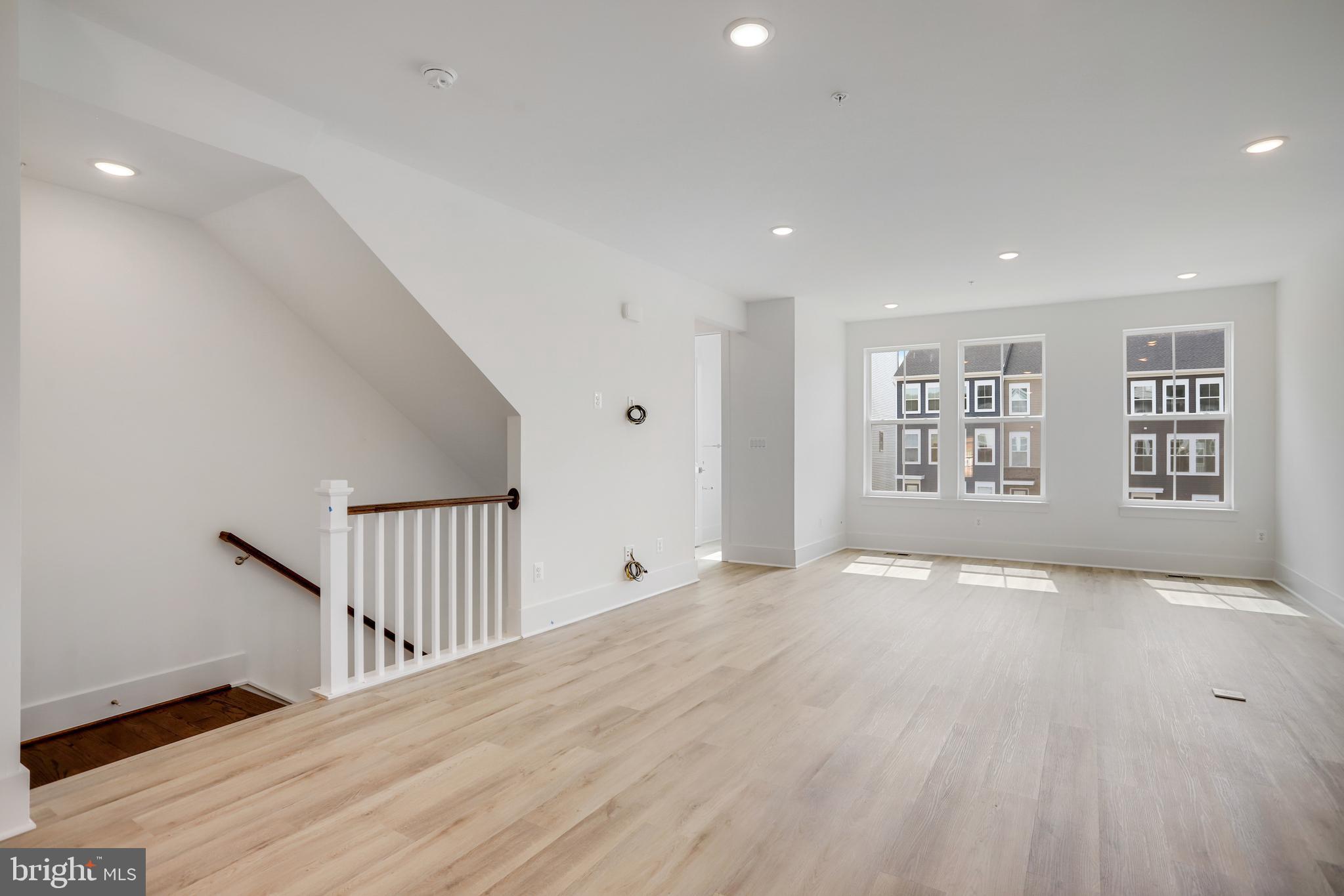 GAMBRILL GLENN - Residential