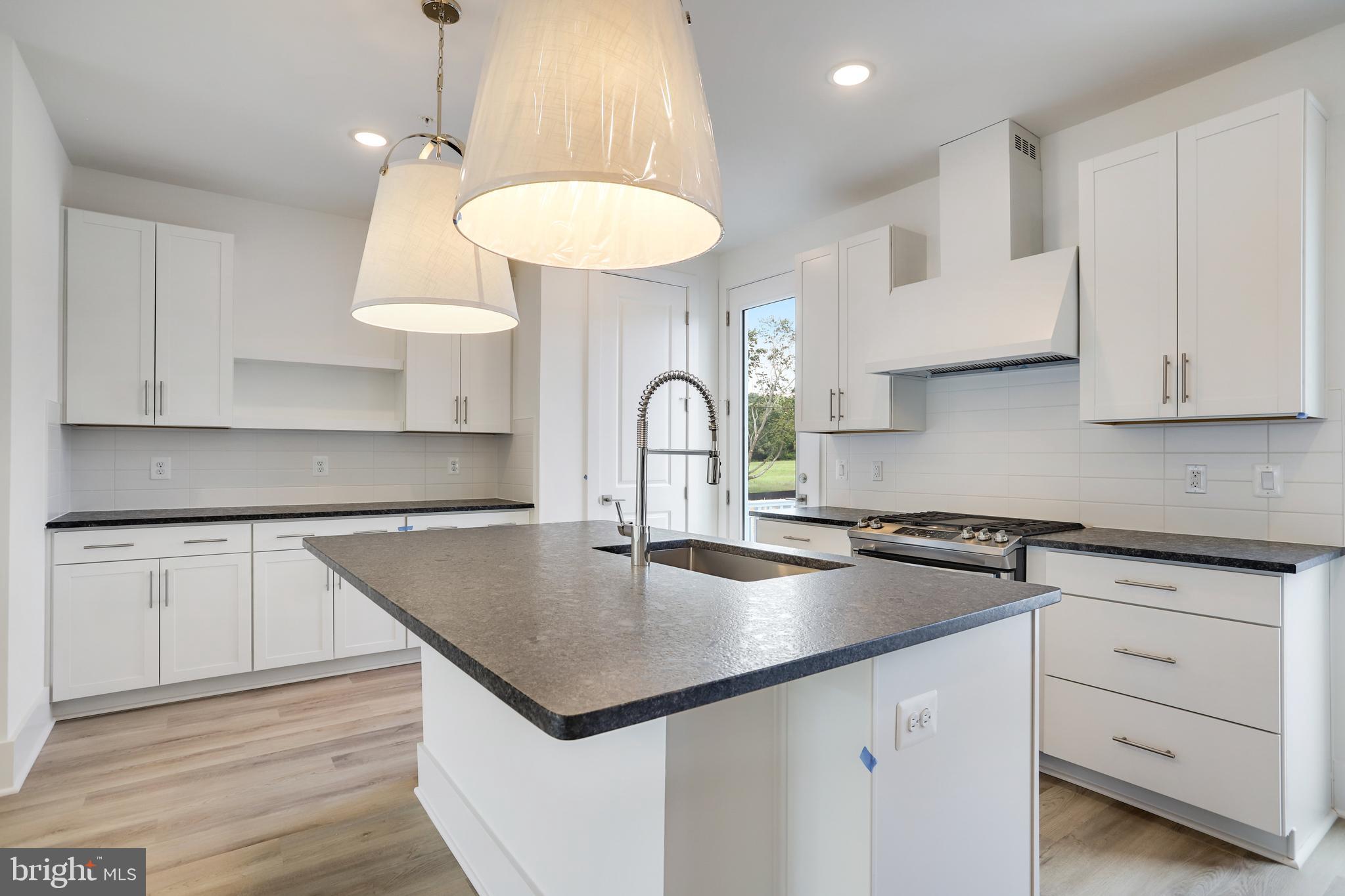GAMBRILL GLENN - Residential