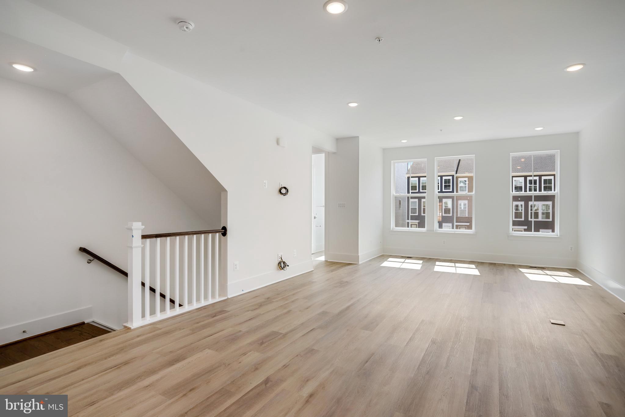 GAMBRILL GLENN - Residential