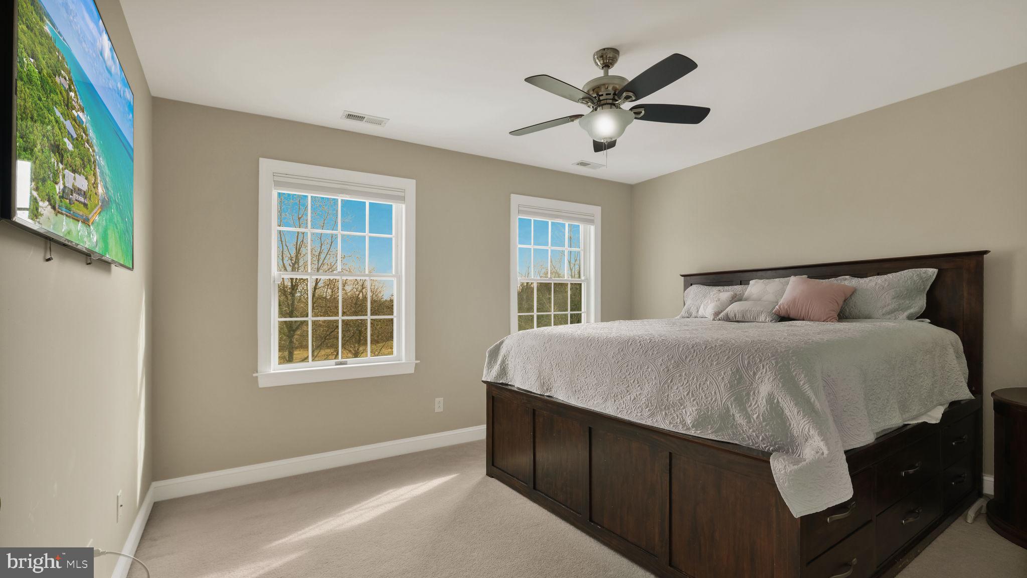 THE MEADOWS - Residential