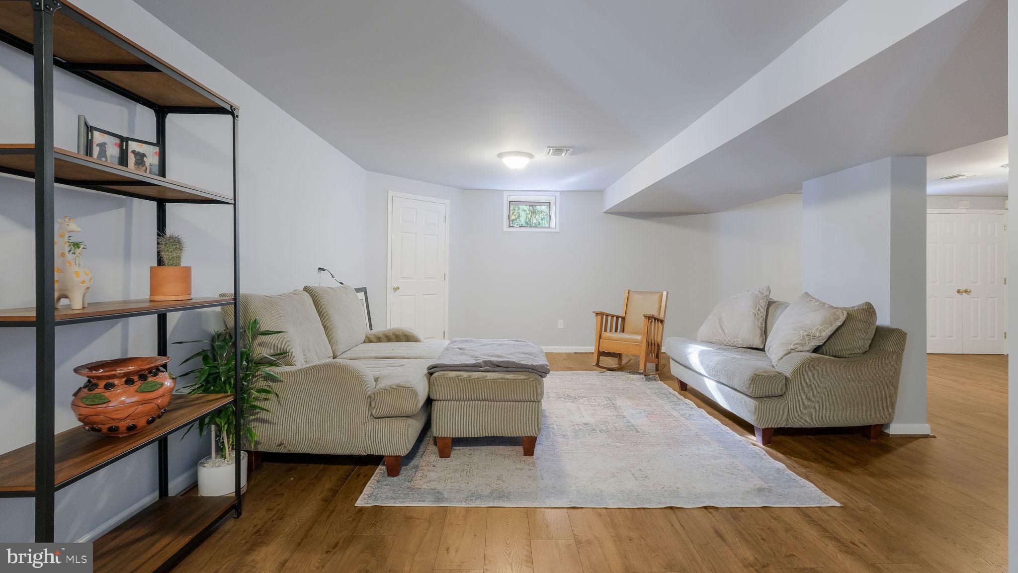 THE MEADOWS - Residential