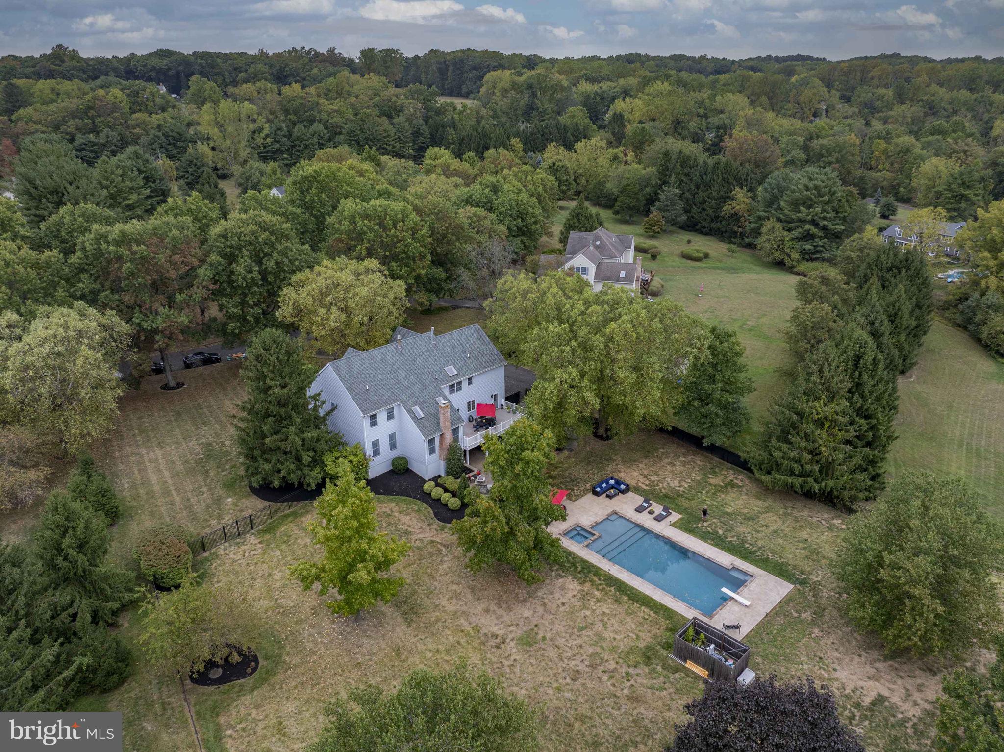 THE MEADOWS - Residential