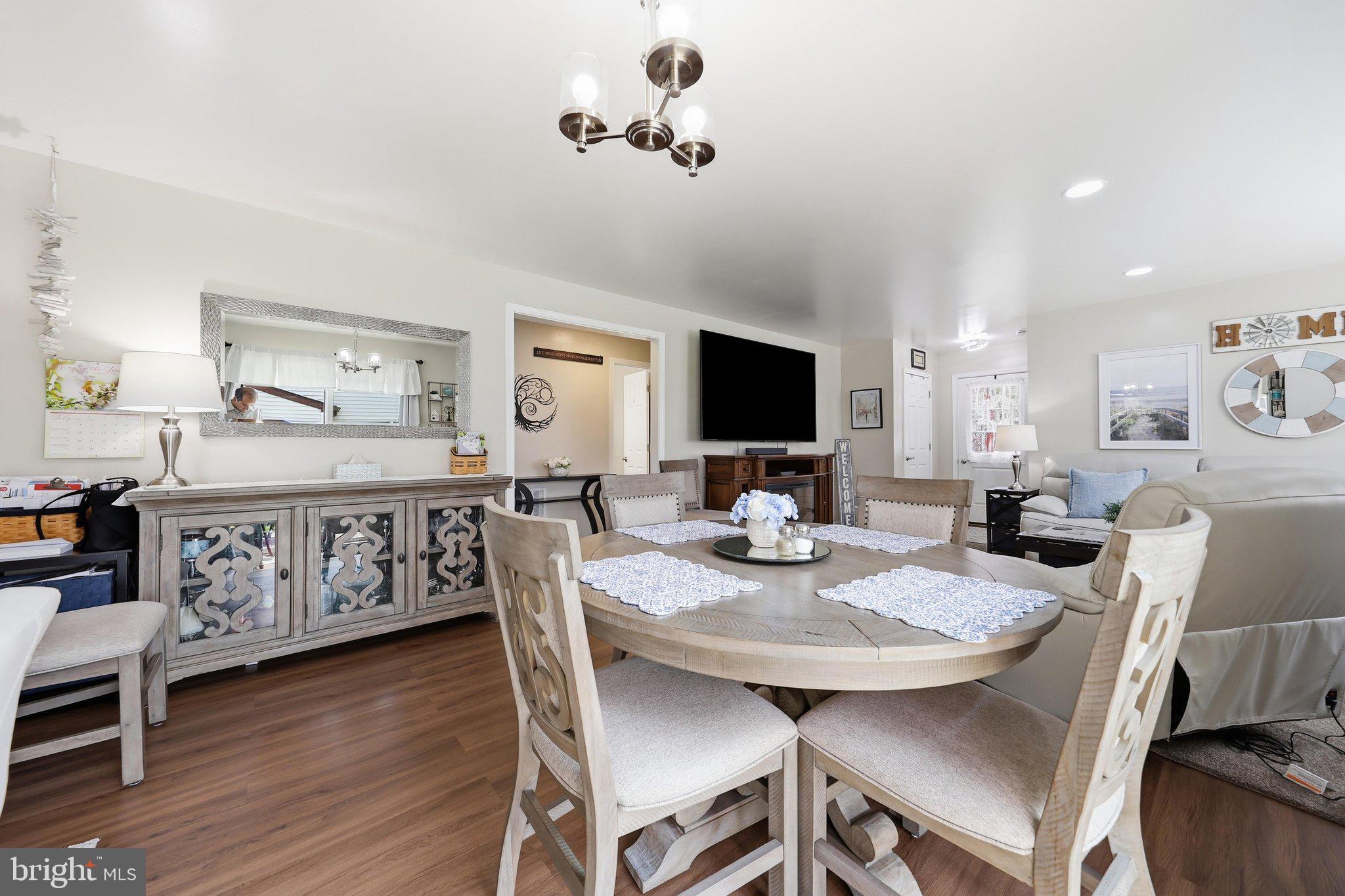 CRESTWOOD VILLAGE - Residential