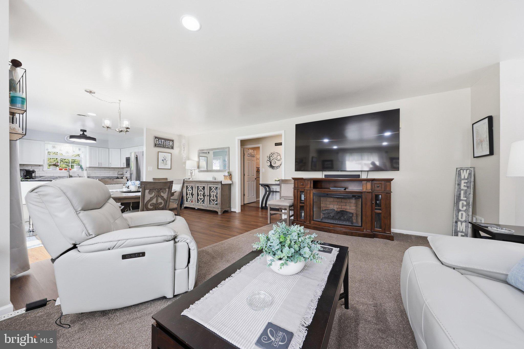 CRESTWOOD VILLAGE - Residential