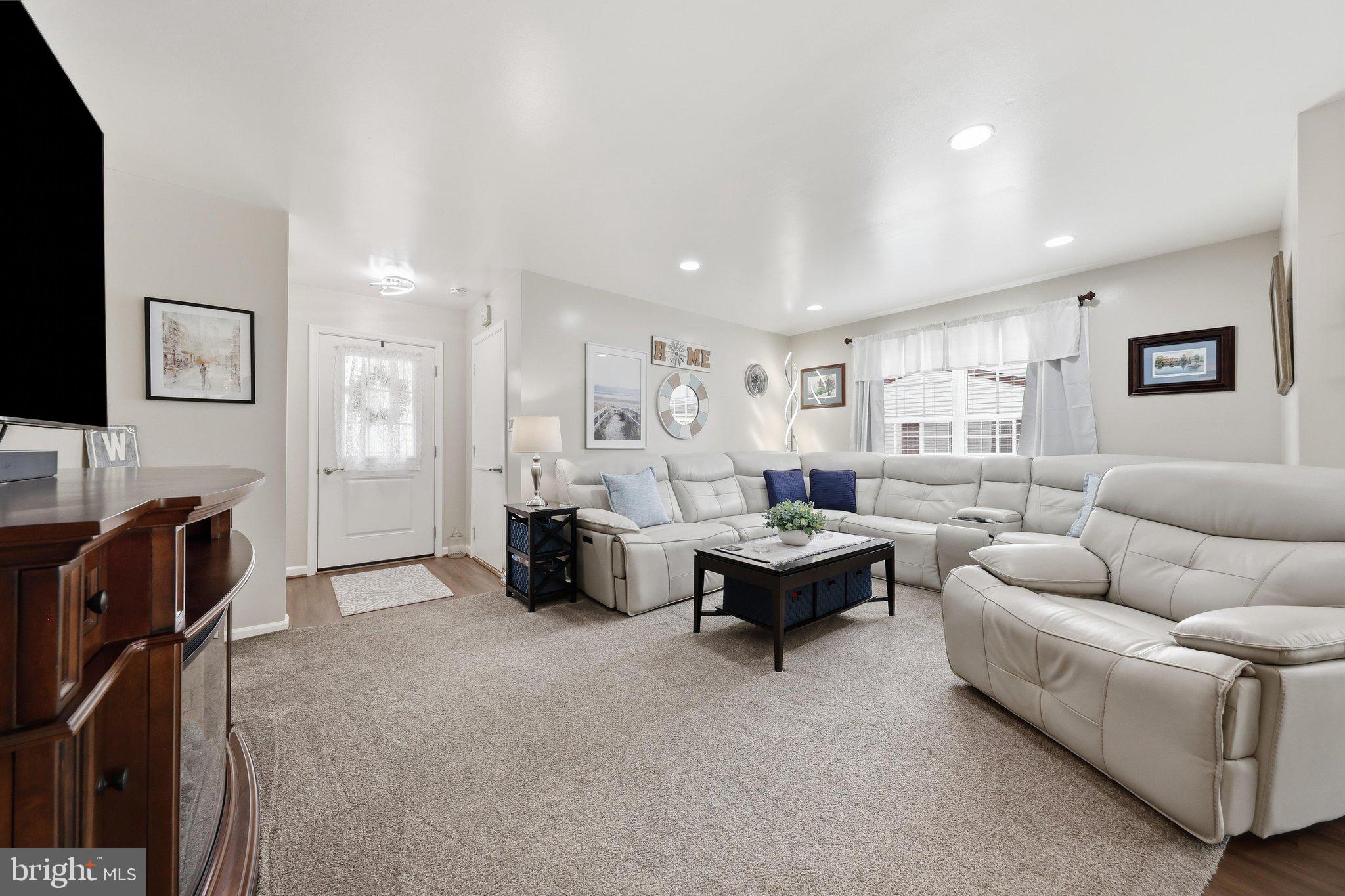 CRESTWOOD VILLAGE - Residential