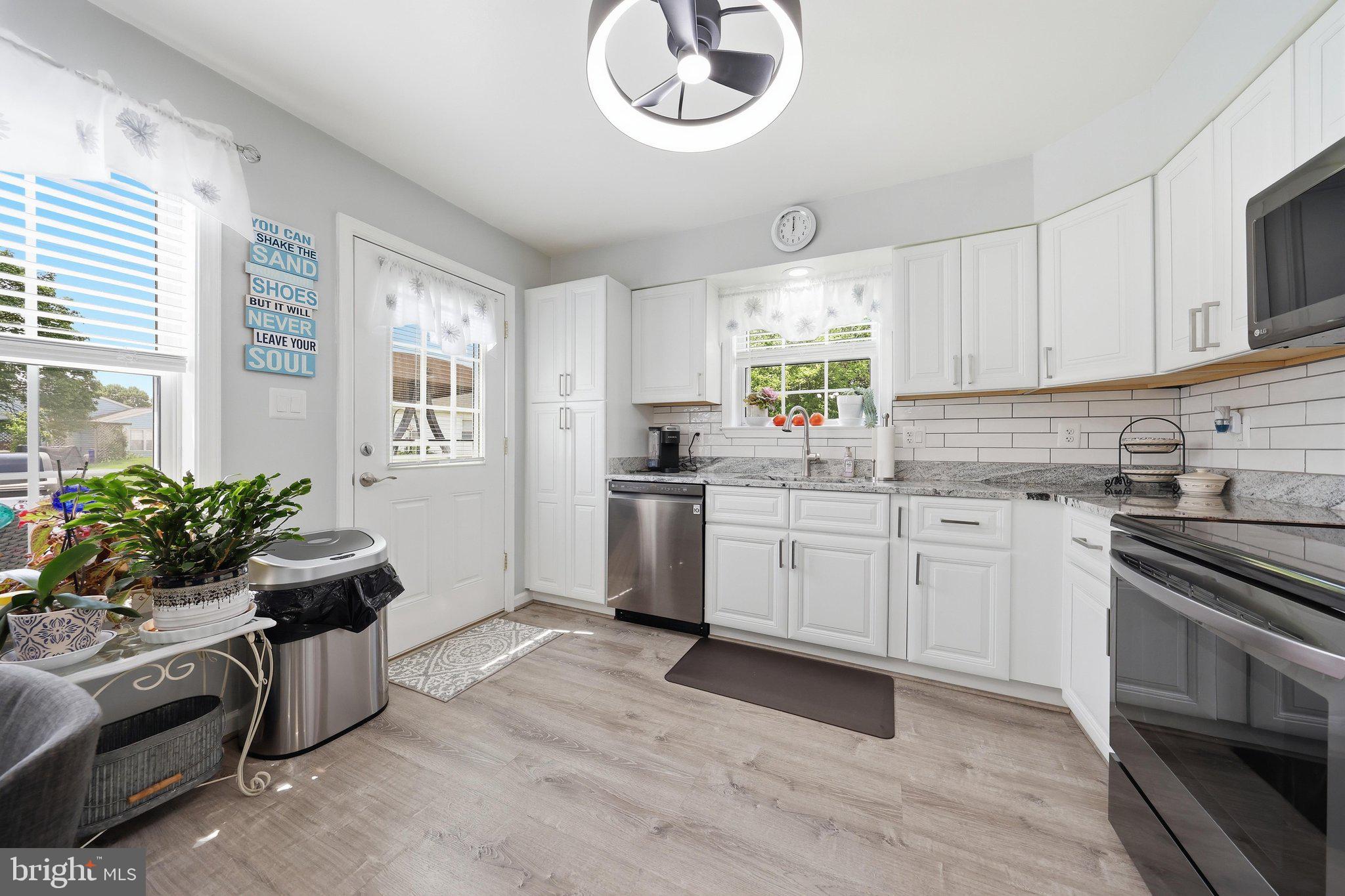 CRESTWOOD VILLAGE - Residential