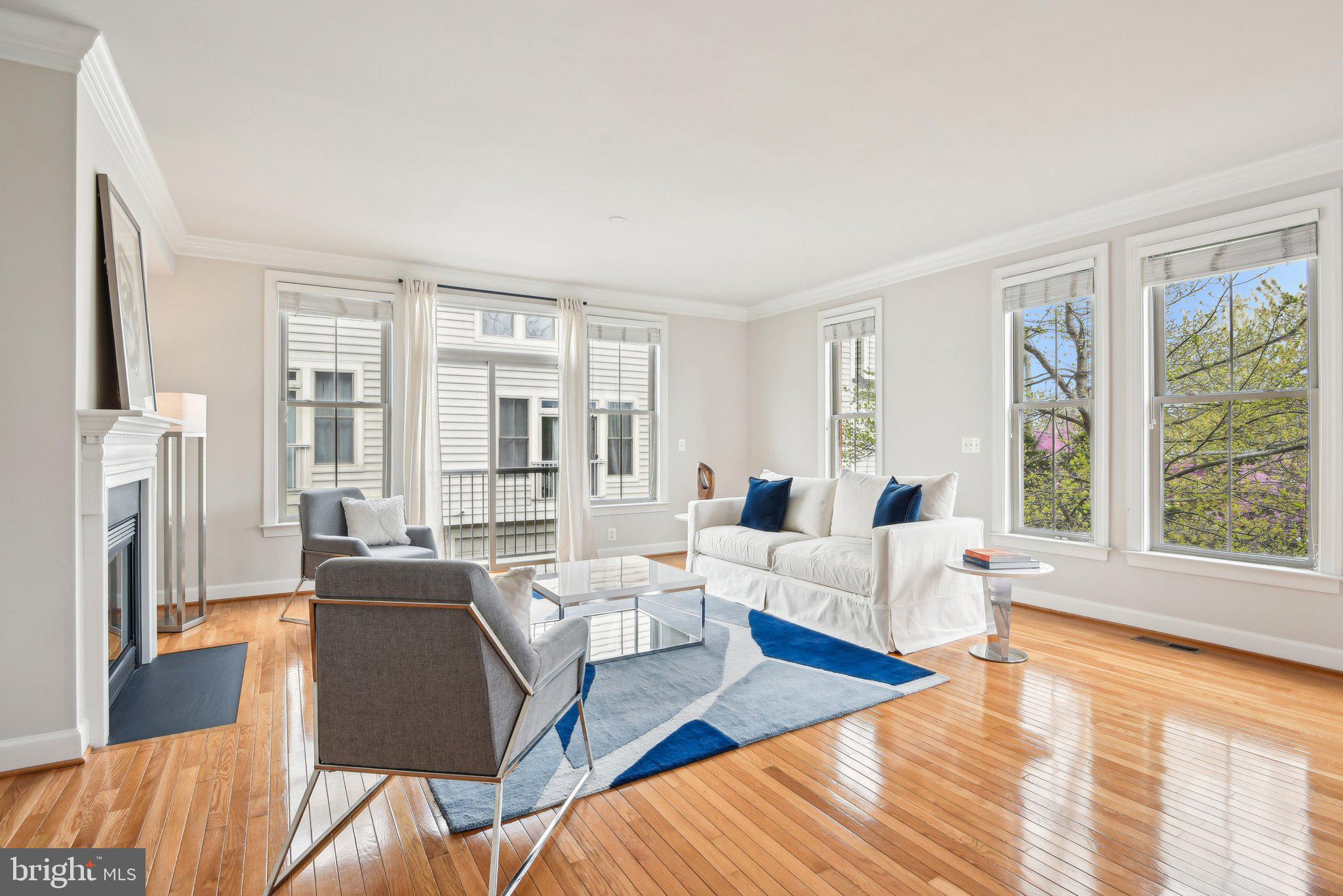 SHIRLINGTON CREST - Residential