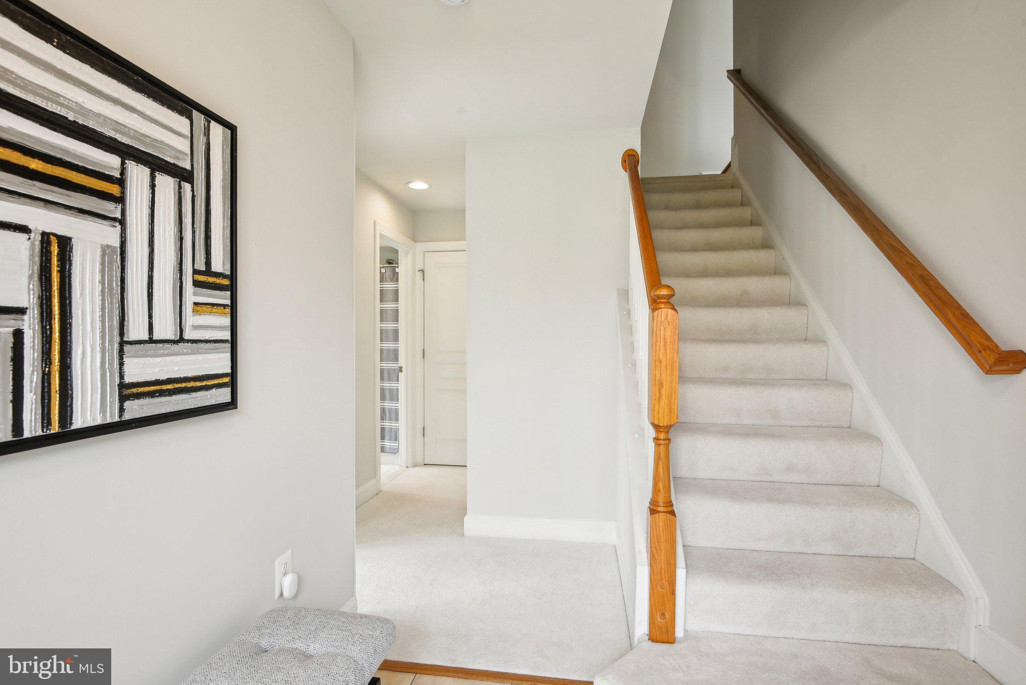 SHIRLINGTON CREST - Residential