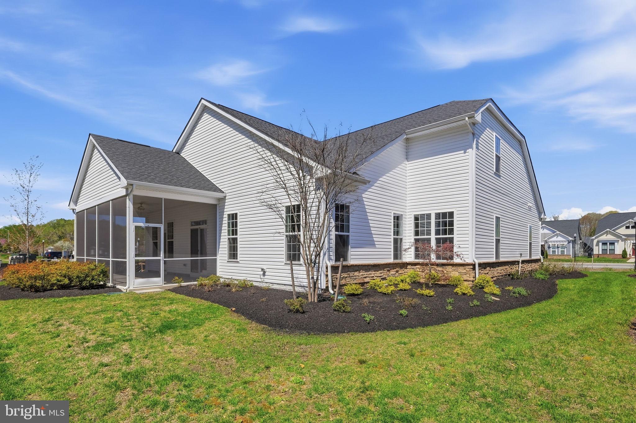 LAKESIDE AT TRAPPE - Residential