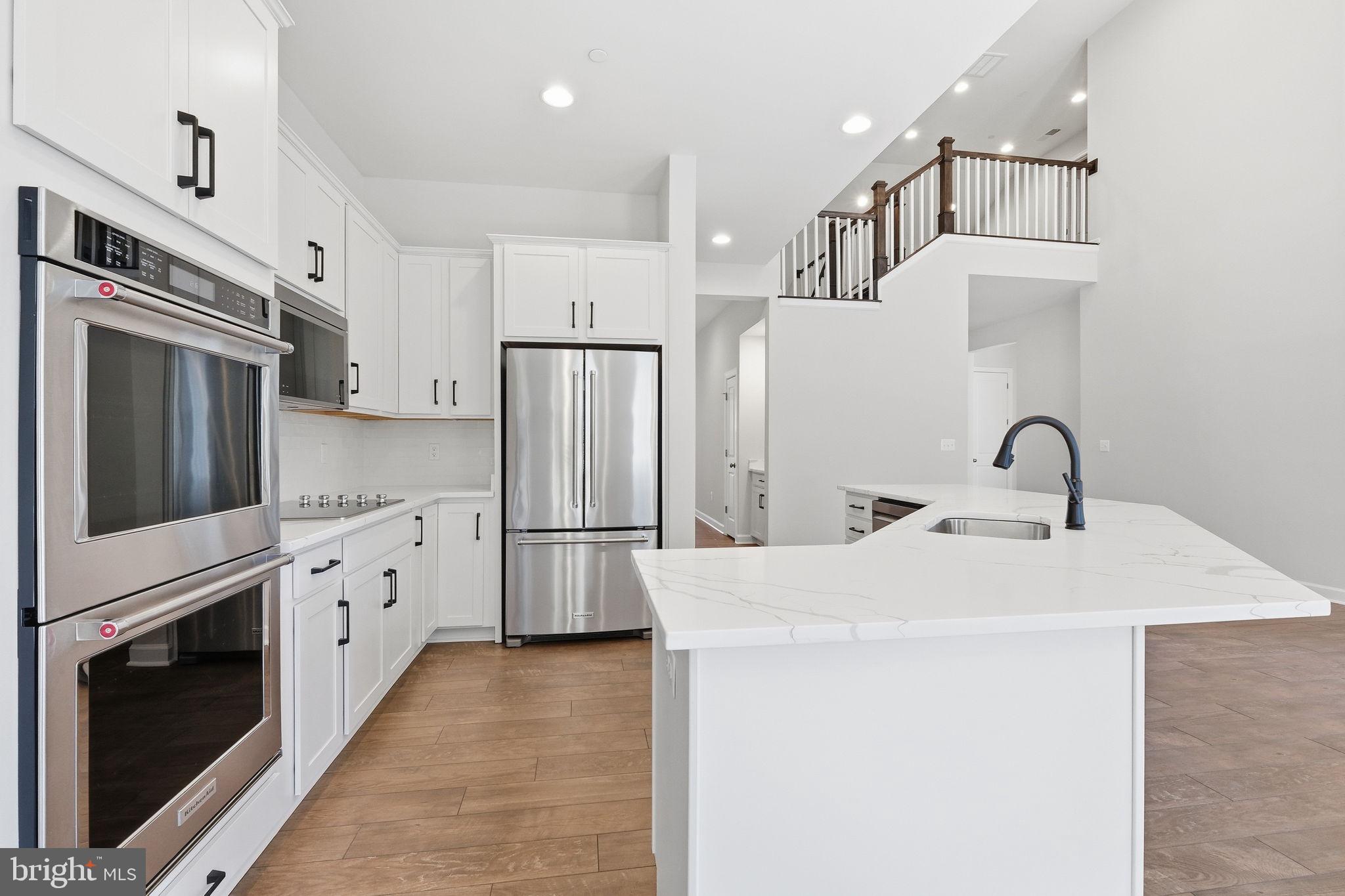 LAKESIDE AT TRAPPE - Residential
