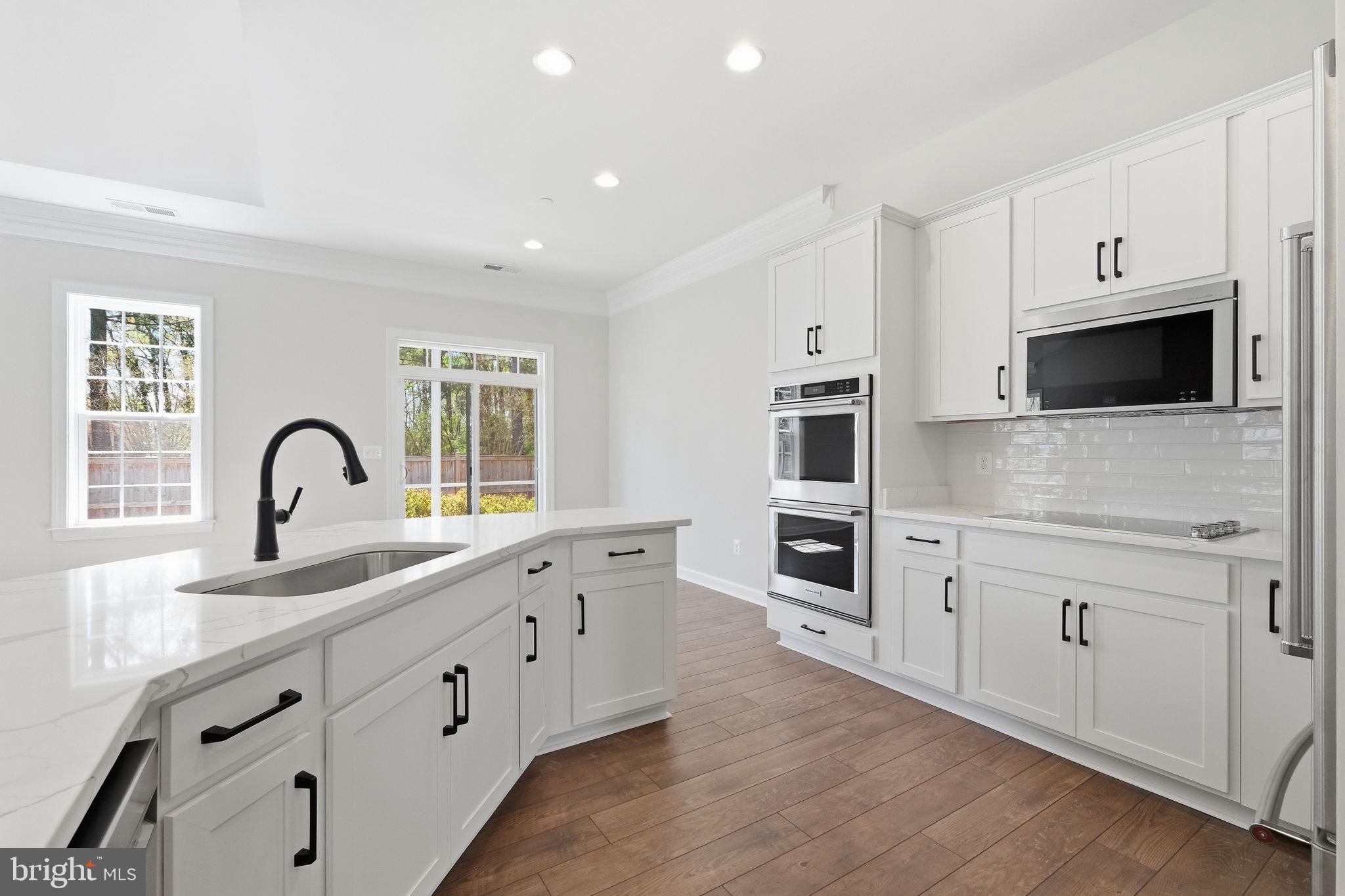 LAKESIDE AT TRAPPE - Residential