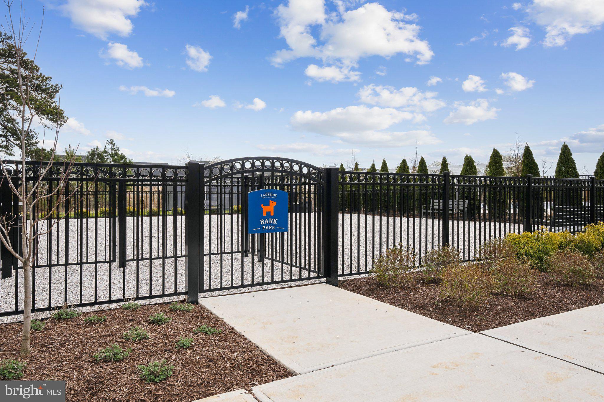 LAKESIDE AT TRAPPE - Residential