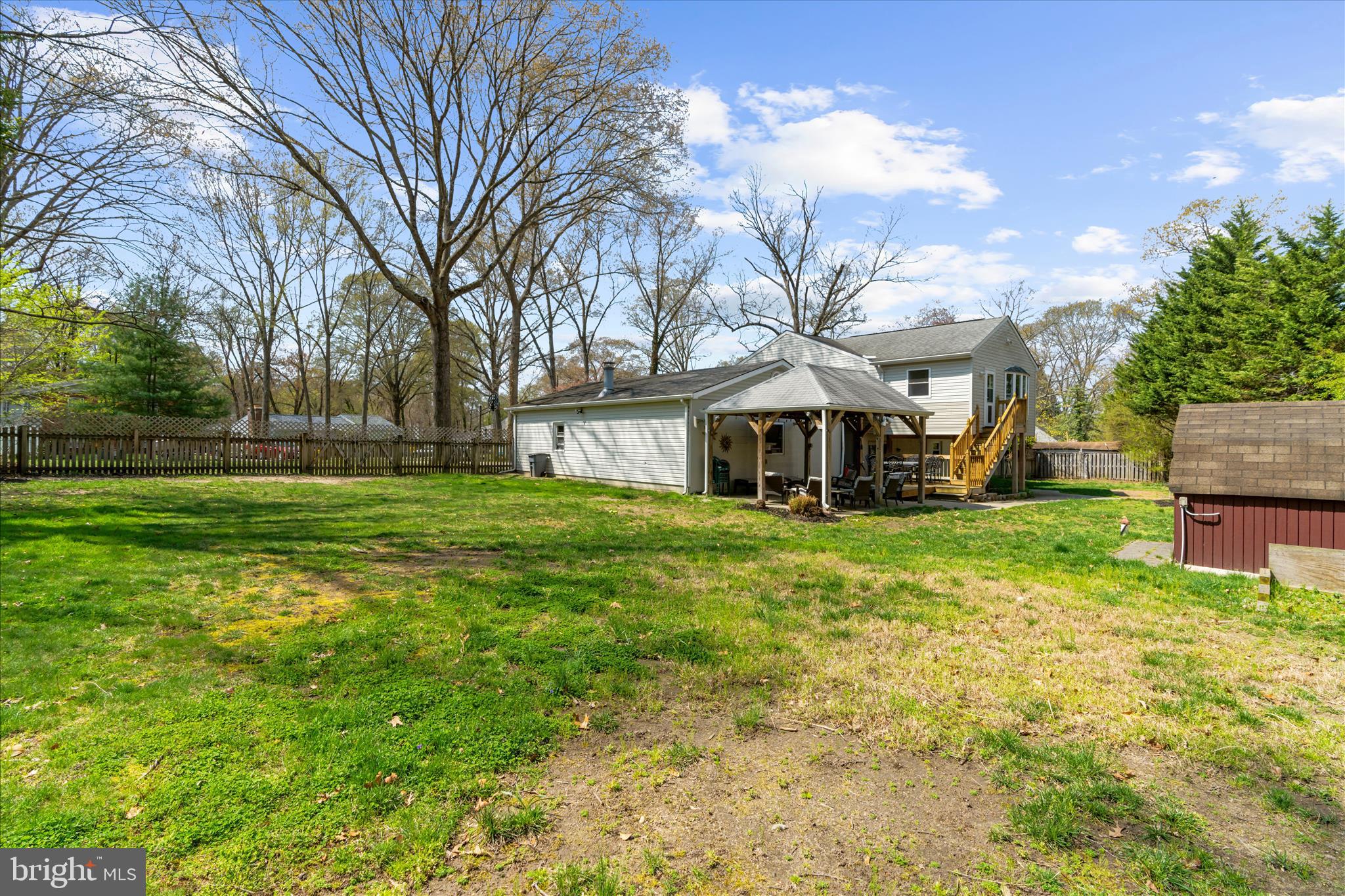 LAUREL ACRES - Residential