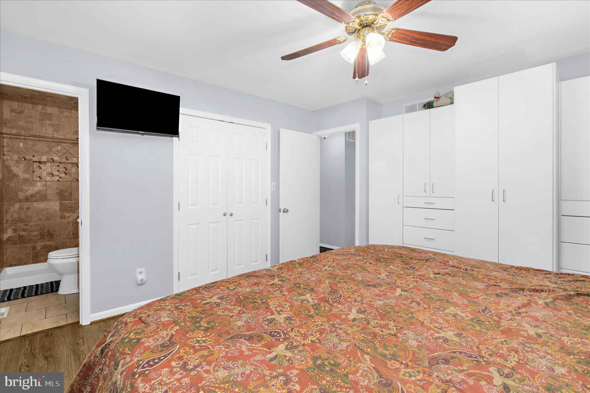 LAUREL ACRES - Residential