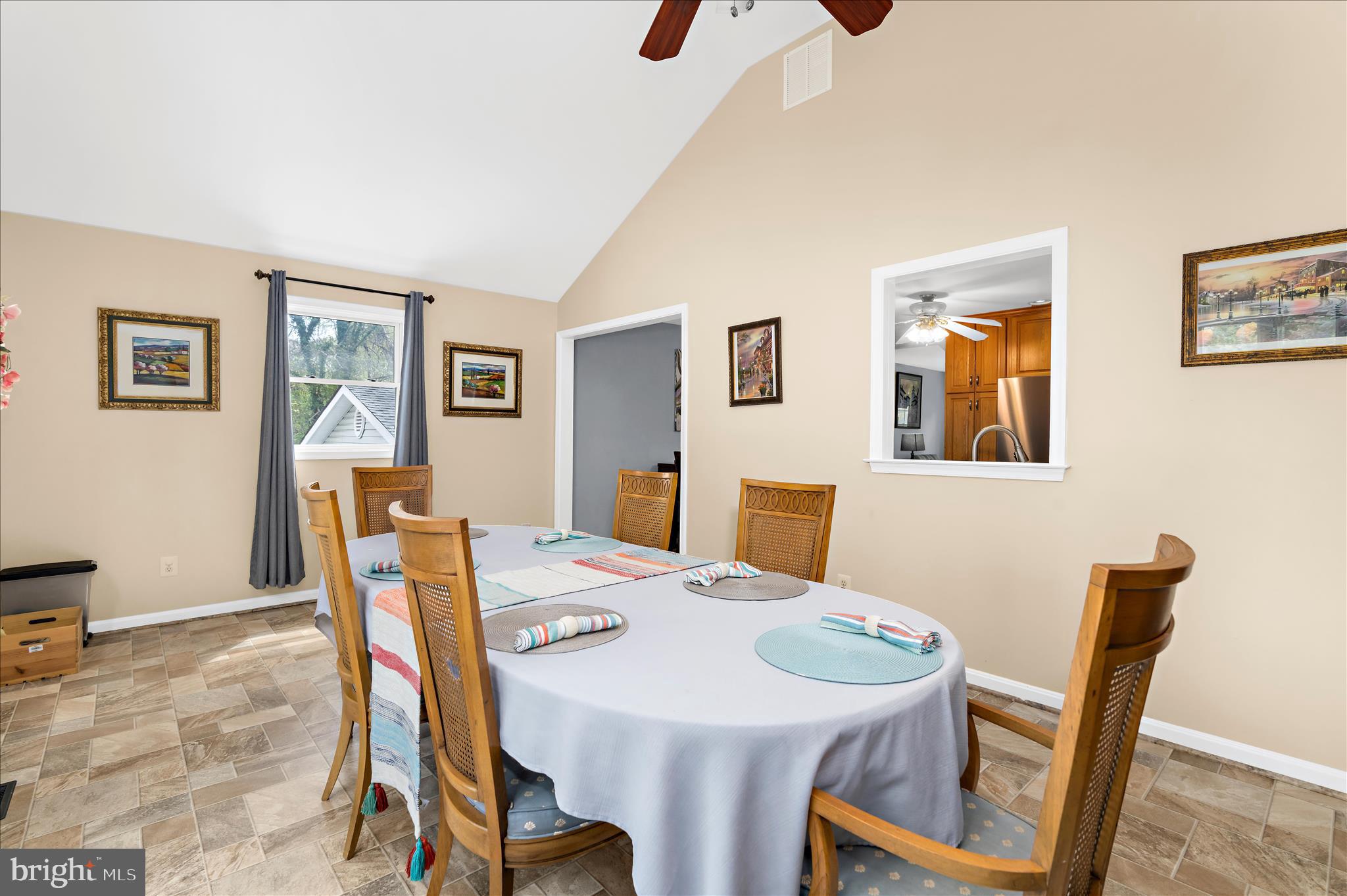 LAUREL ACRES - Residential