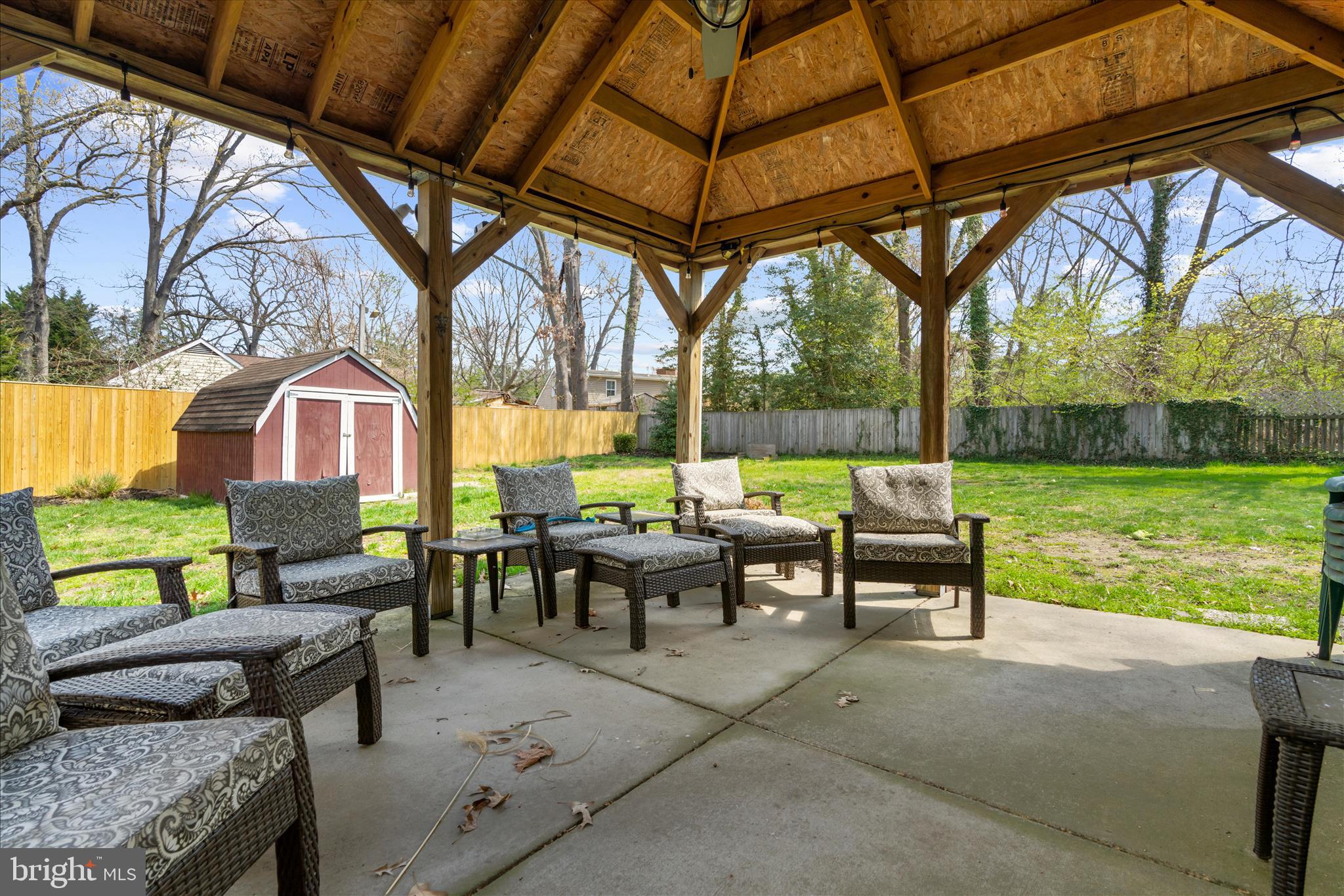 LAUREL ACRES - Residential