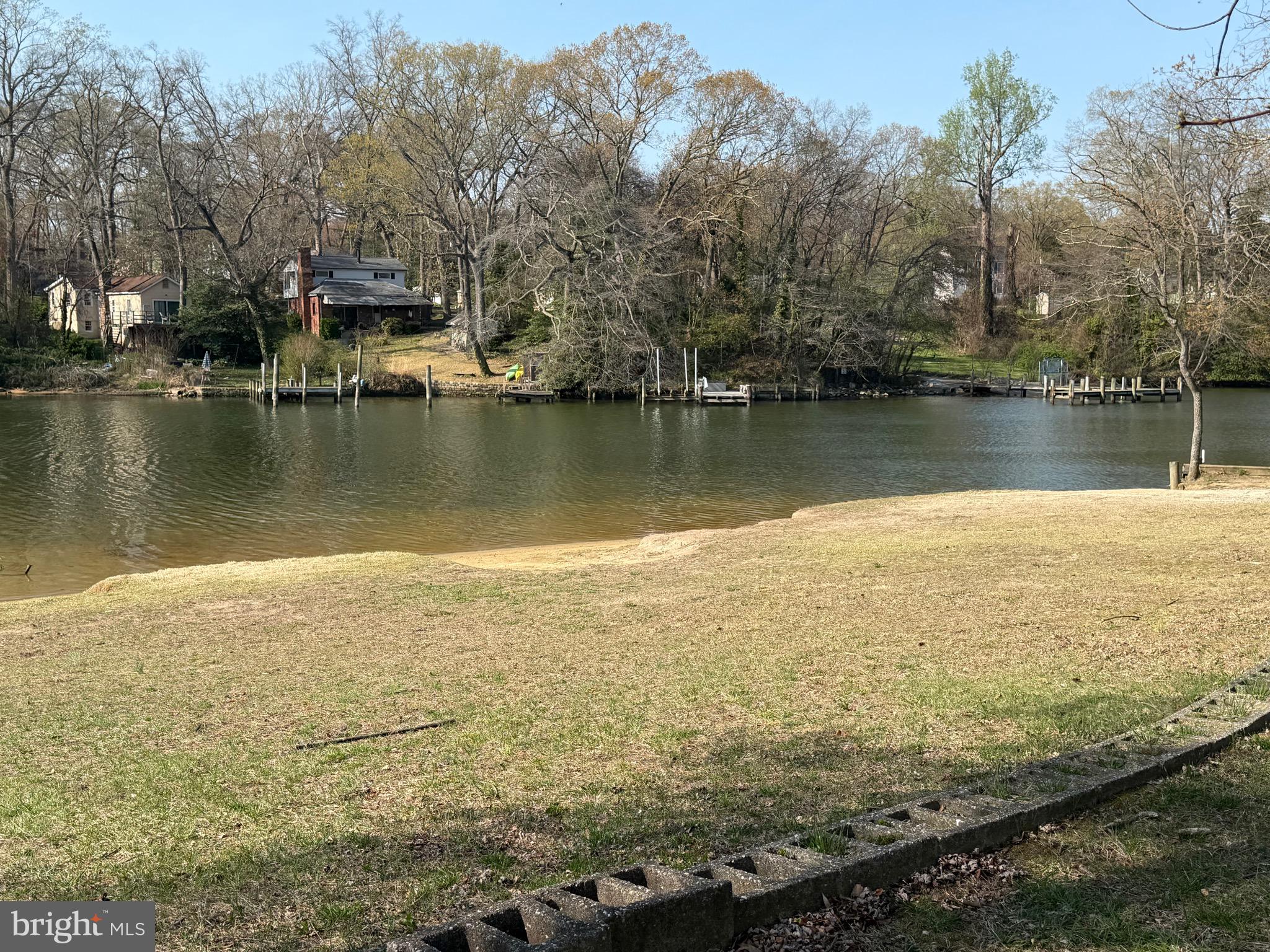 LAUREL ACRES - Residential
