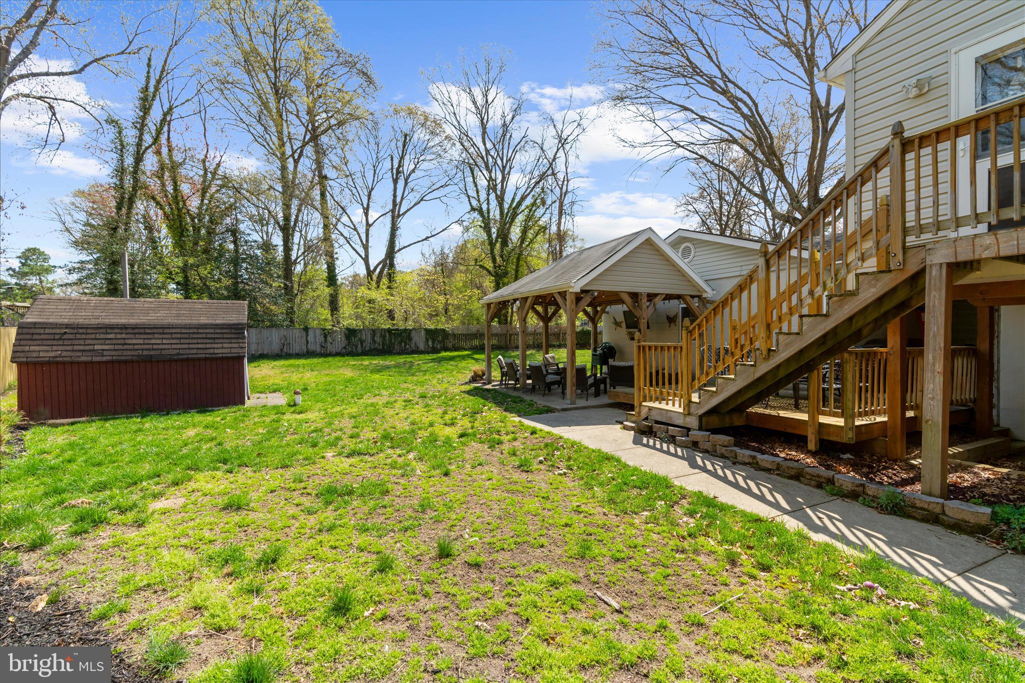 LAUREL ACRES - Residential