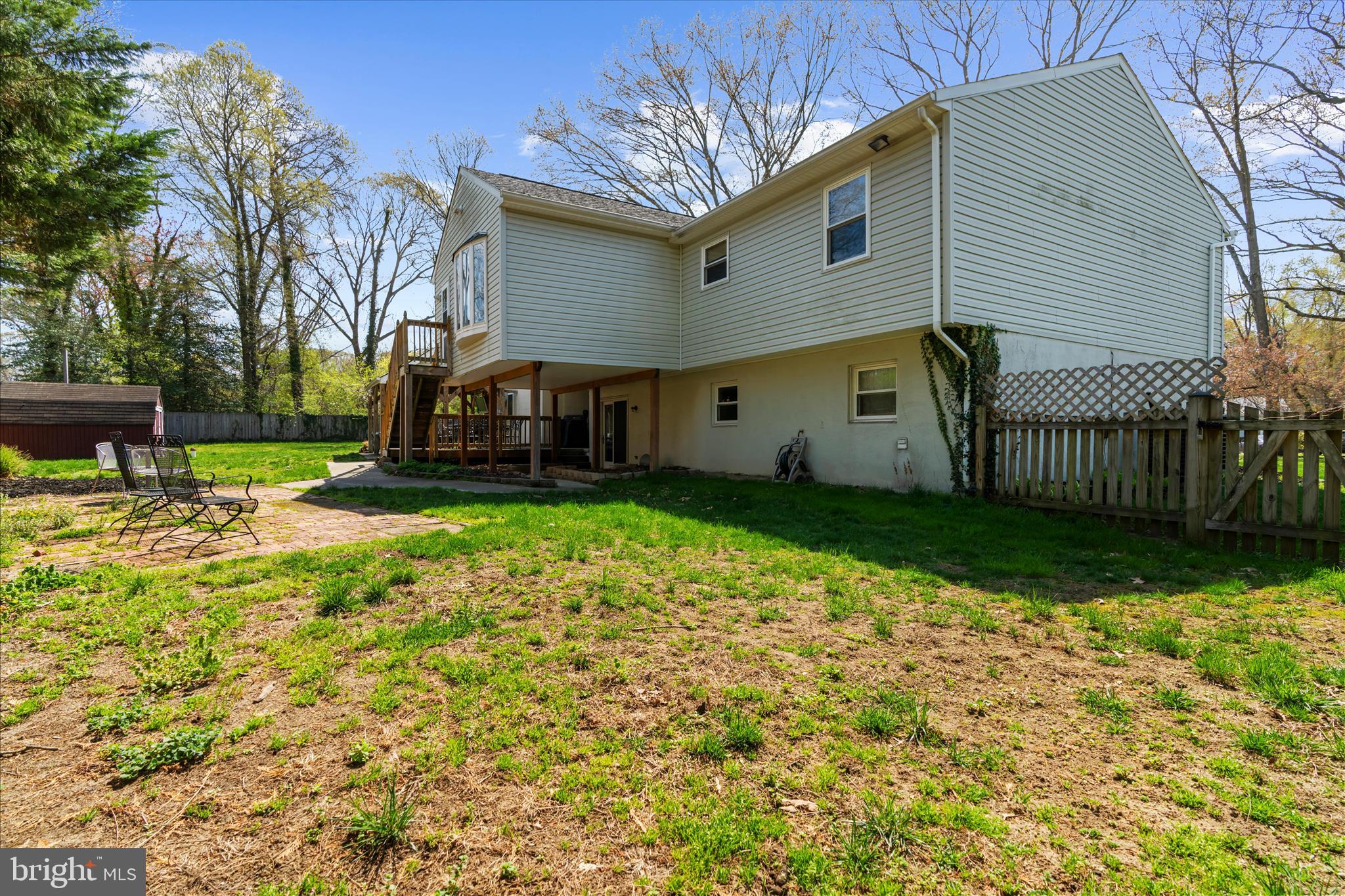 LAUREL ACRES - Residential