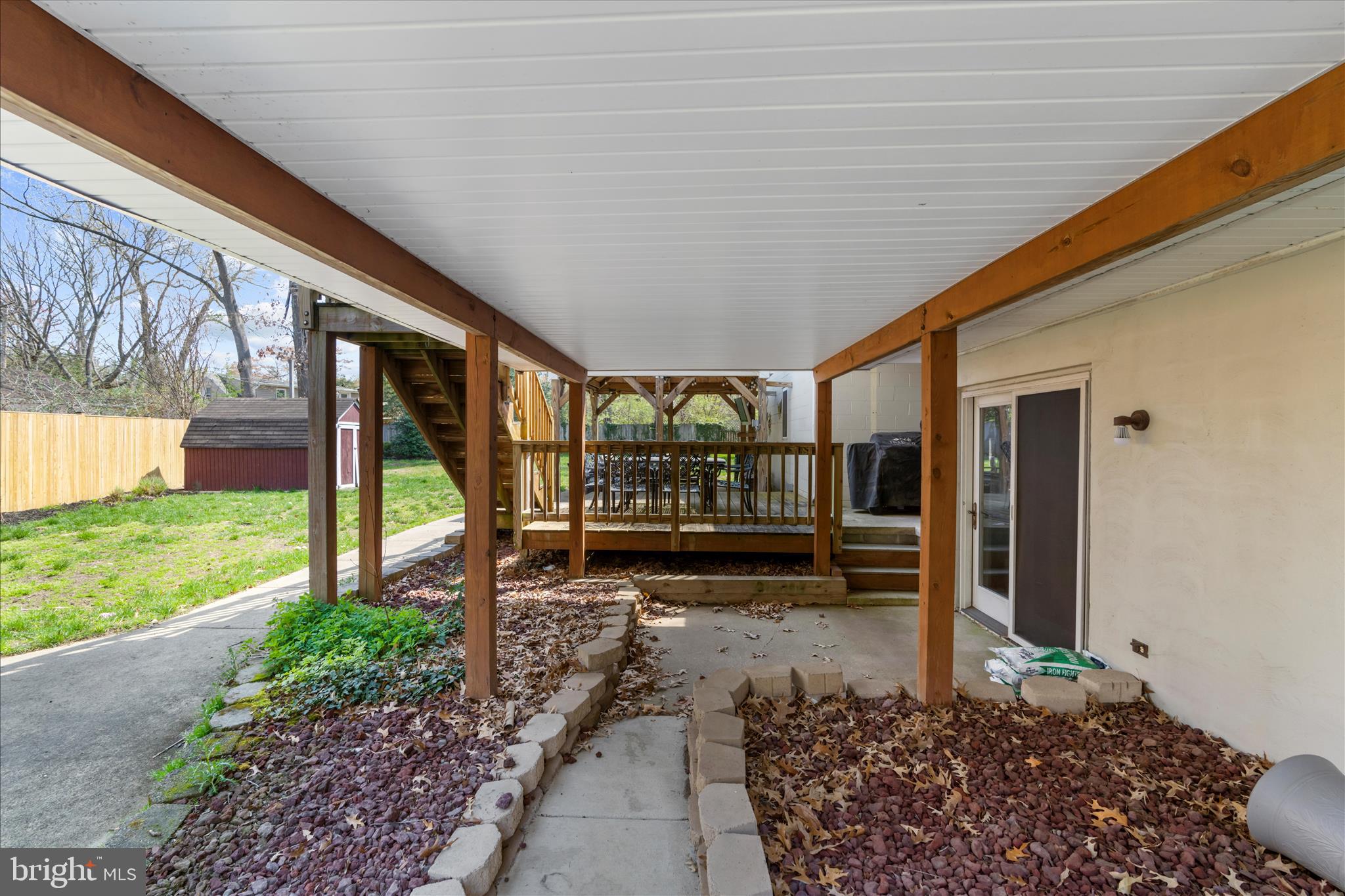 LAUREL ACRES - Residential