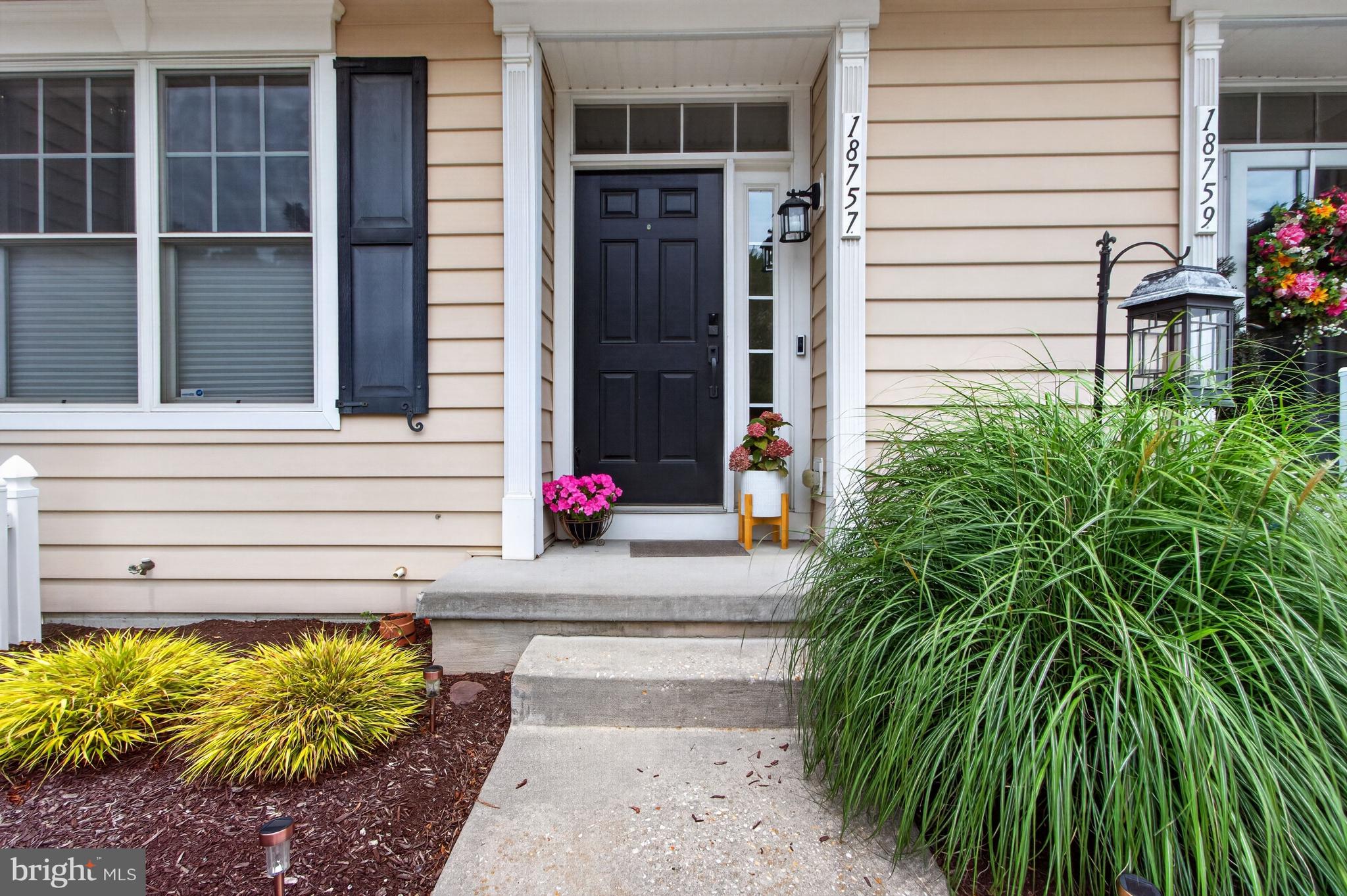 HERITAGE VILLAGE TOWNHOMES - Residential