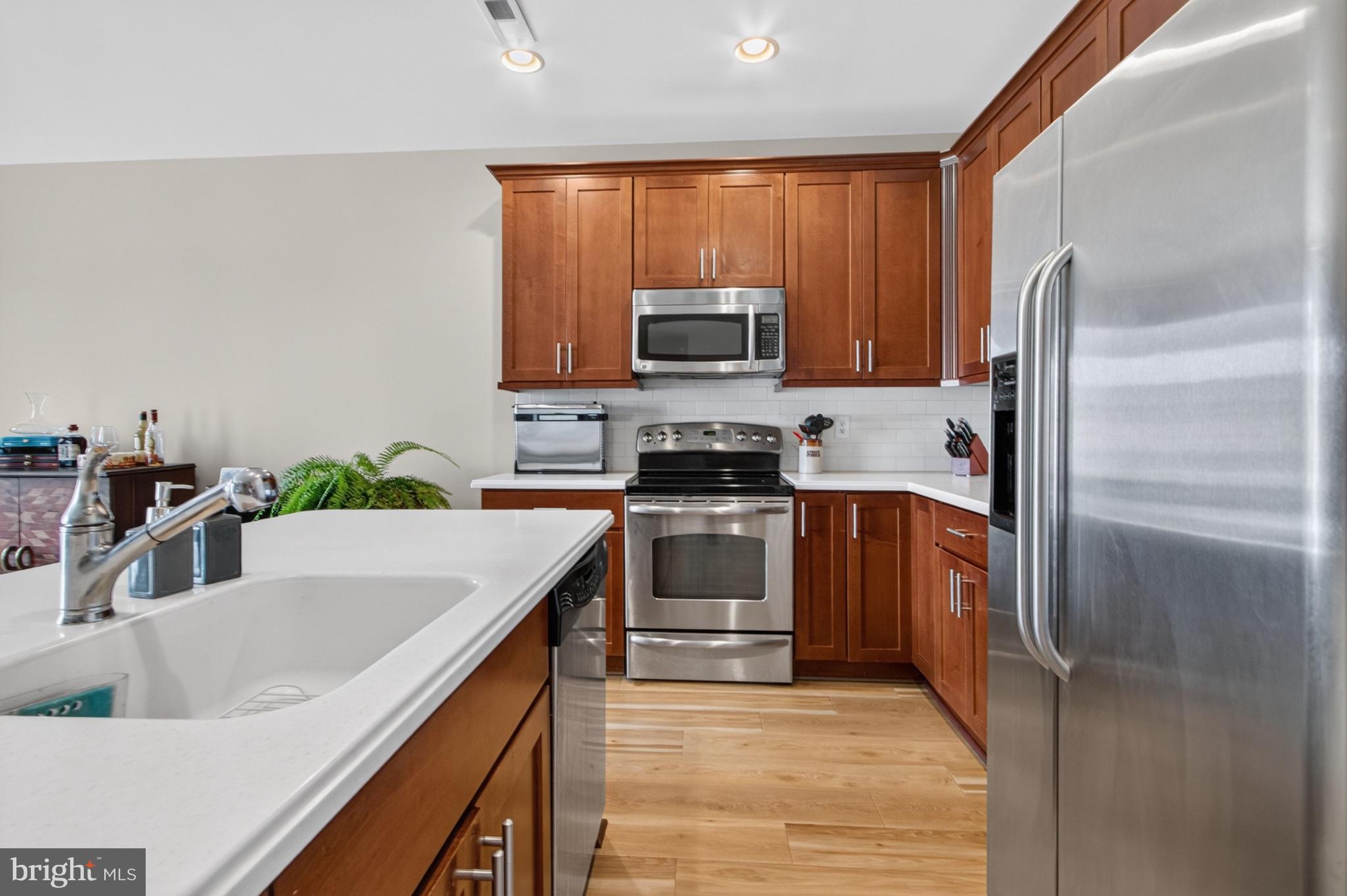 HERITAGE VILLAGE TOWNHOMES - Residential