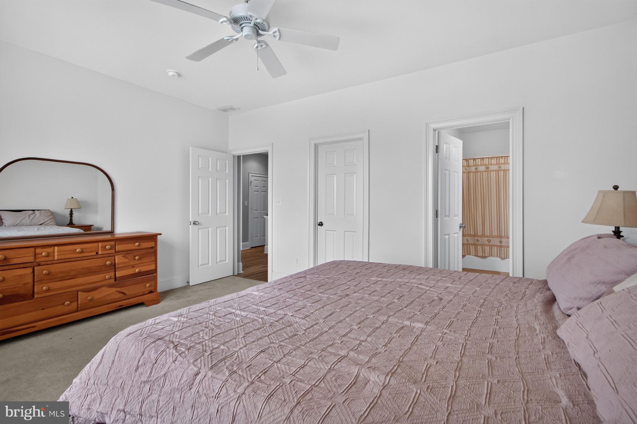 HERITAGE VILLAGE TOWNHOMES - Residential