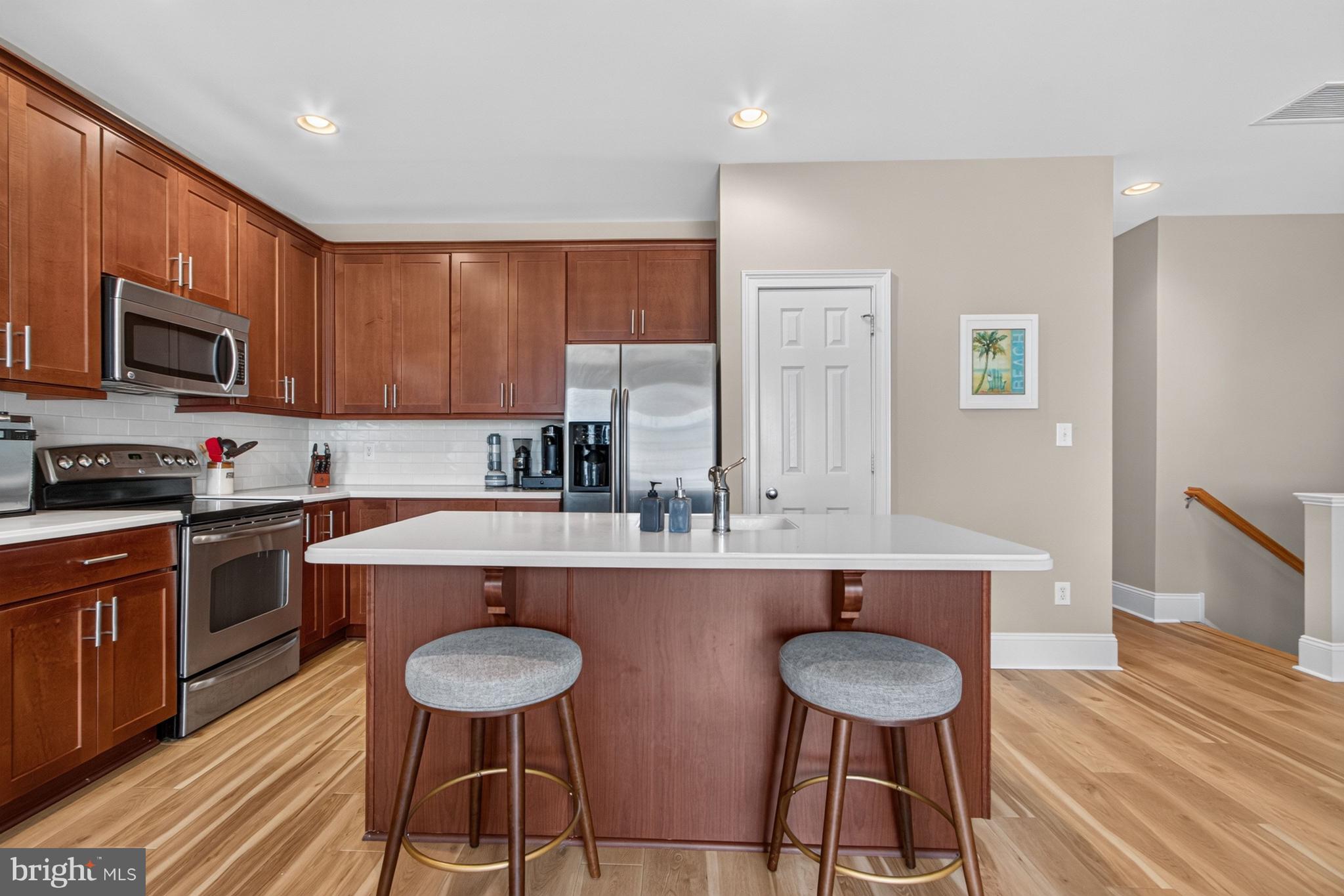 HERITAGE VILLAGE TOWNHOMES - Residential