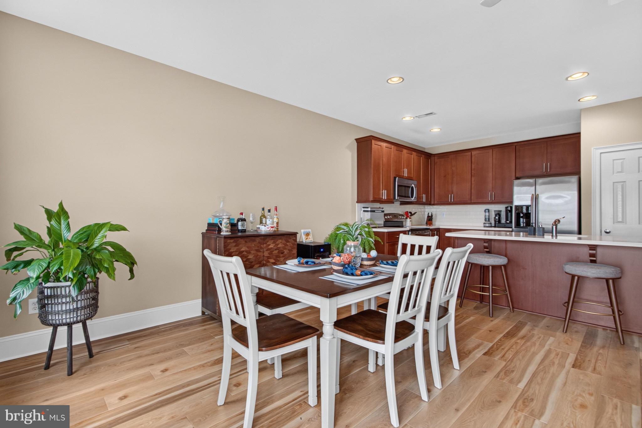 HERITAGE VILLAGE TOWNHOMES - Residential