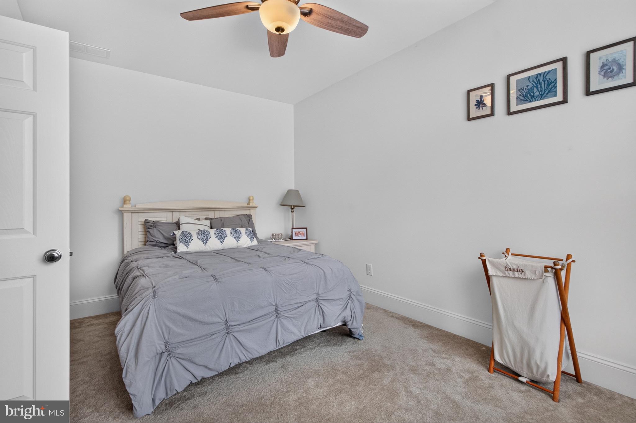 HERITAGE VILLAGE TOWNHOMES - Residential