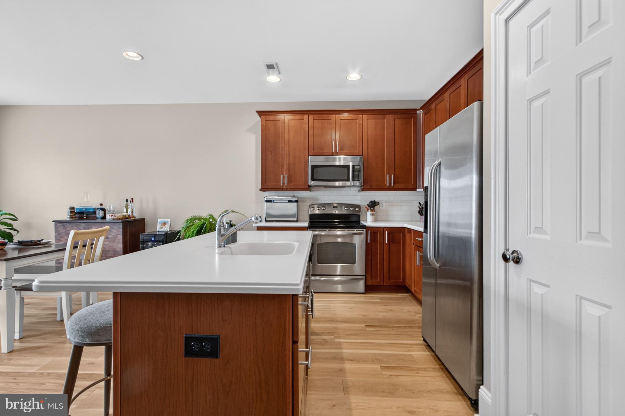 HERITAGE VILLAGE TOWNHOMES - Residential