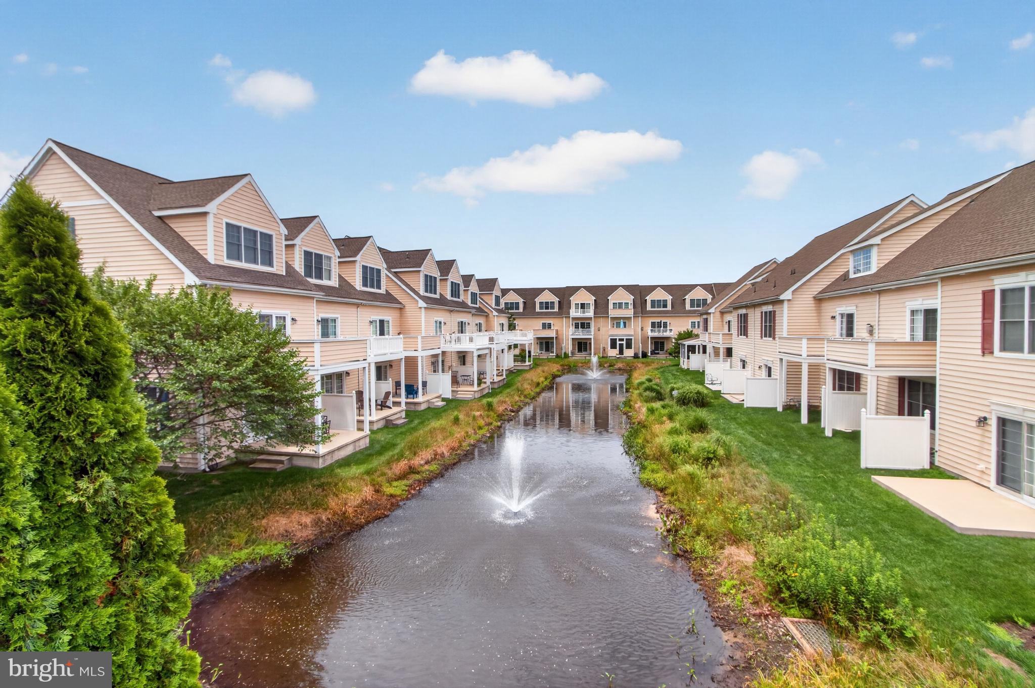 HERITAGE VILLAGE TOWNHOMES - Residential