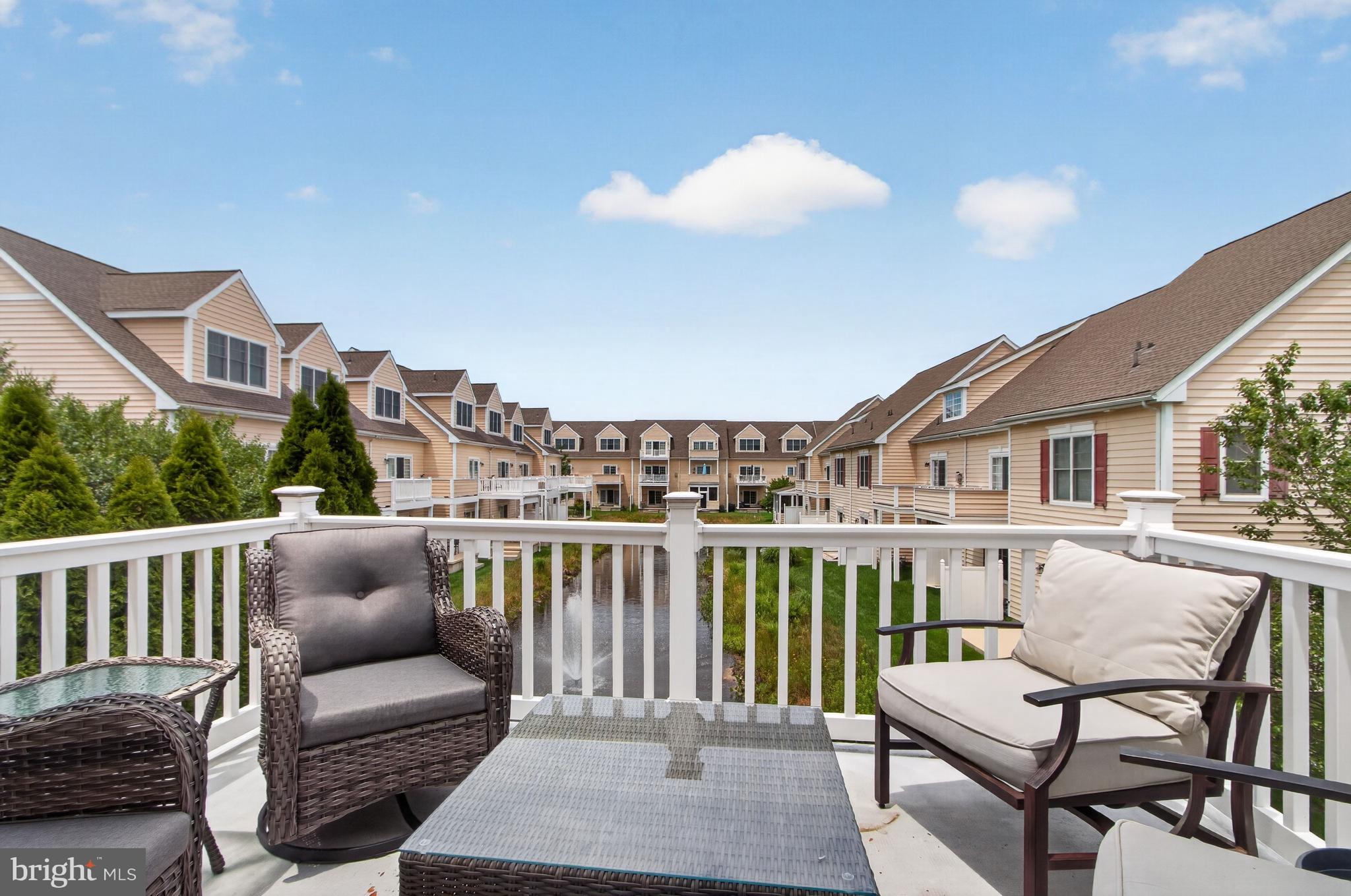 HERITAGE VILLAGE TOWNHOMES - Residential