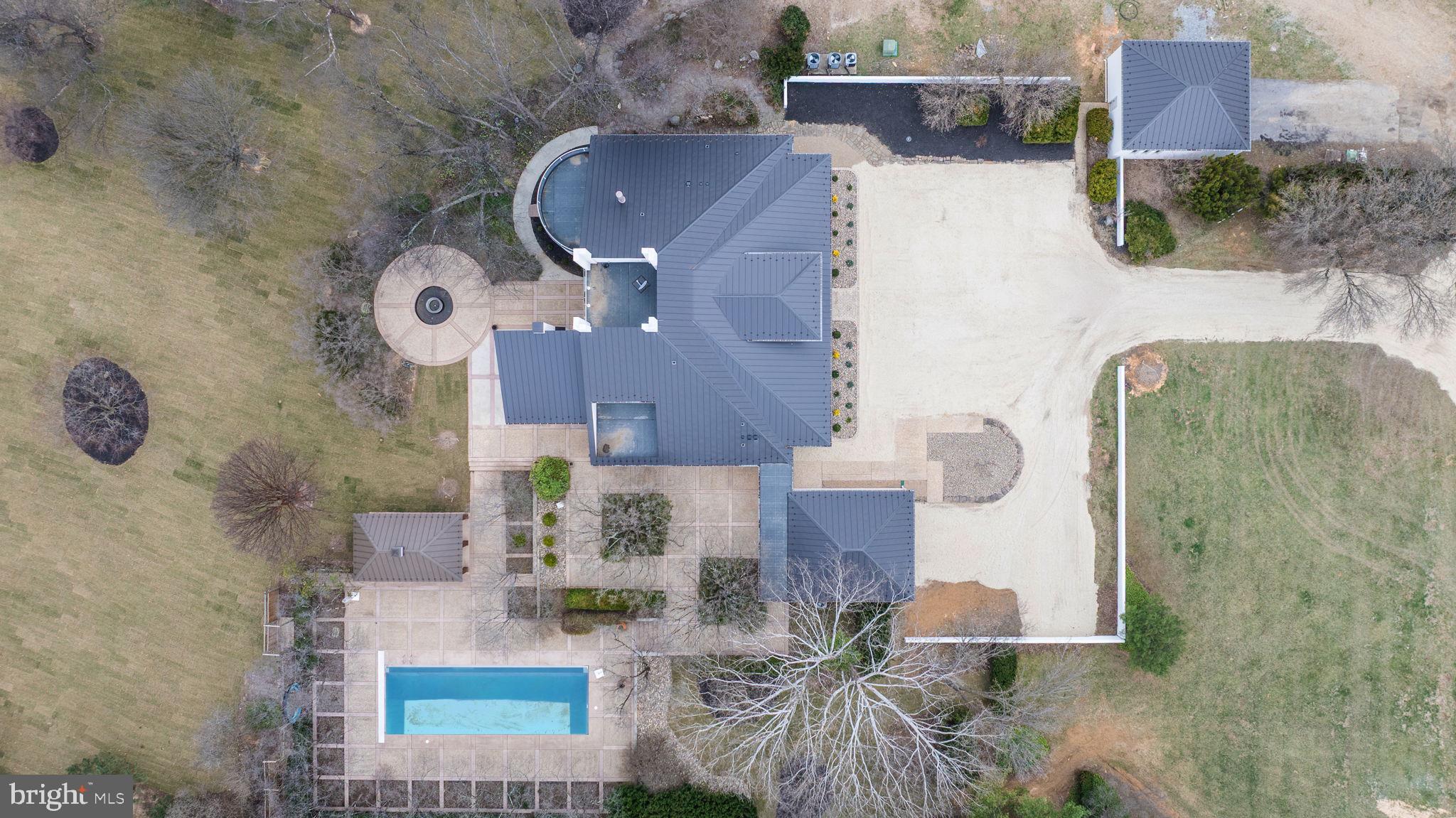 HALLMARK GLEN - Residential