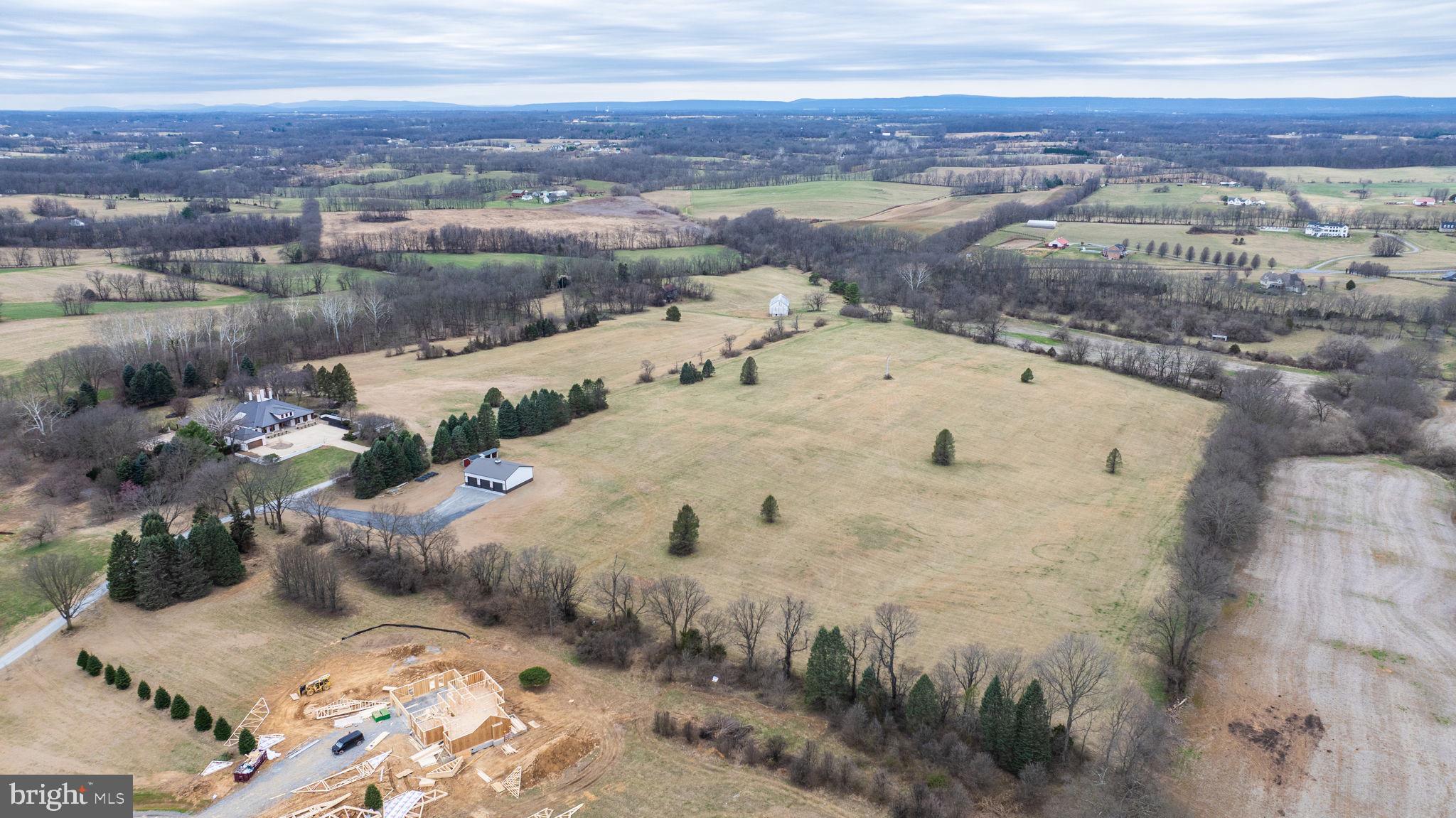 HALLMARK GLEN - Residential