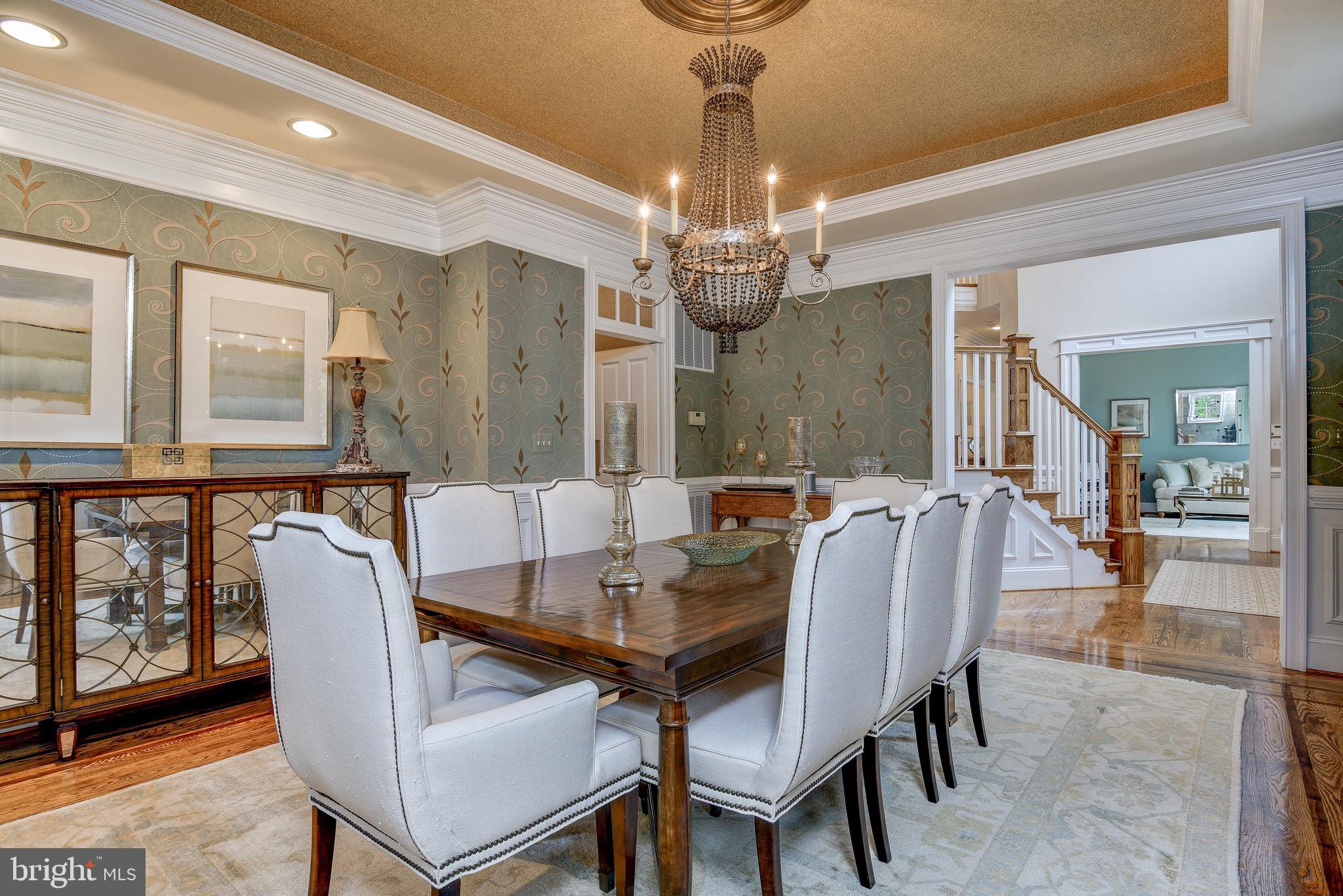 POTOMAC OUTSIDE - Residential