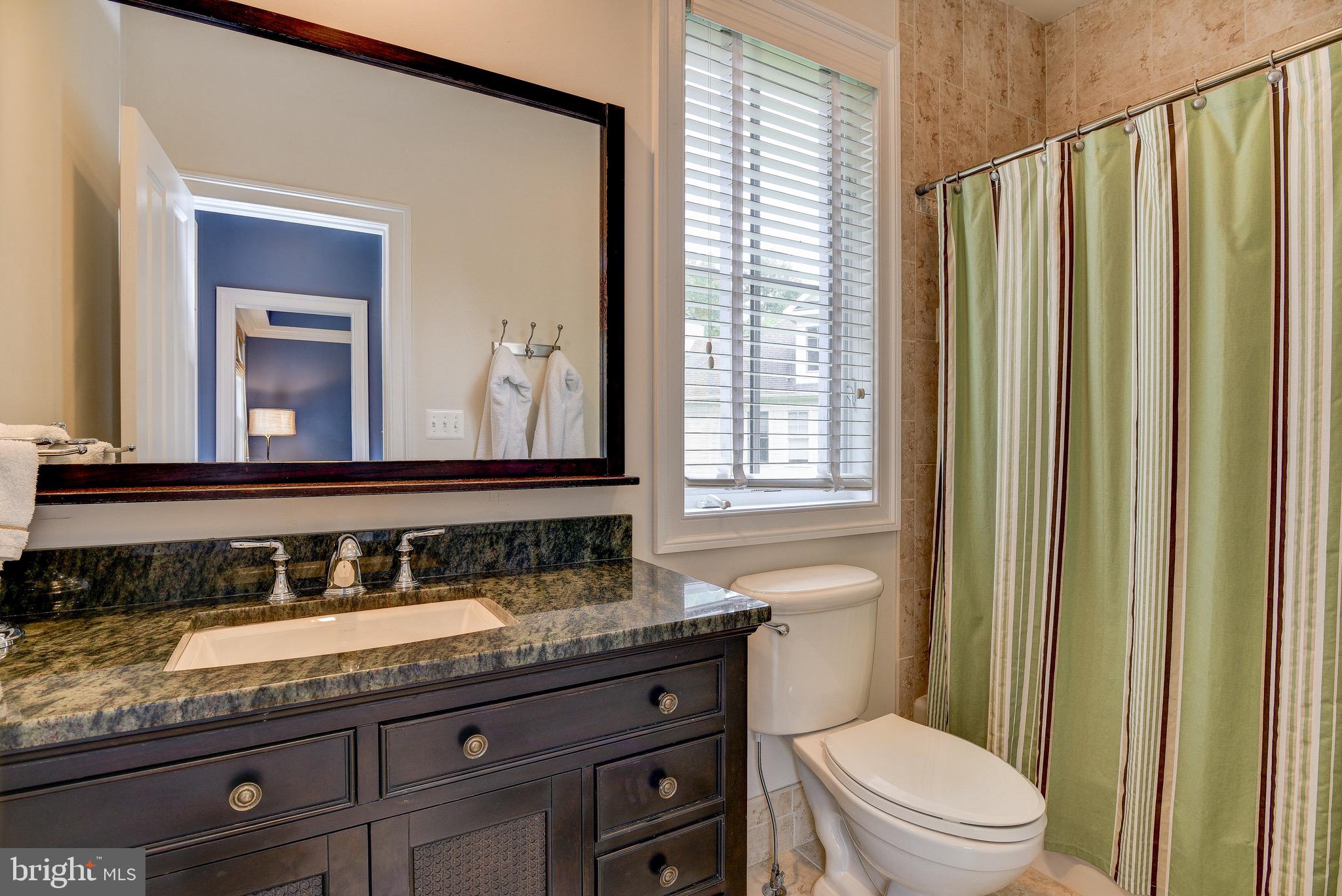 POTOMAC OUTSIDE - Residential