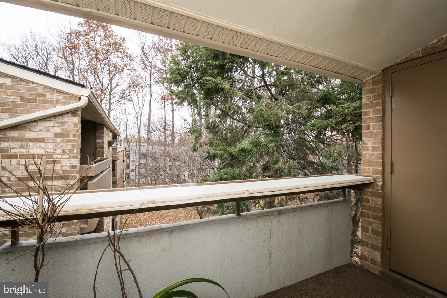 GLENVALE CONDO - Residential