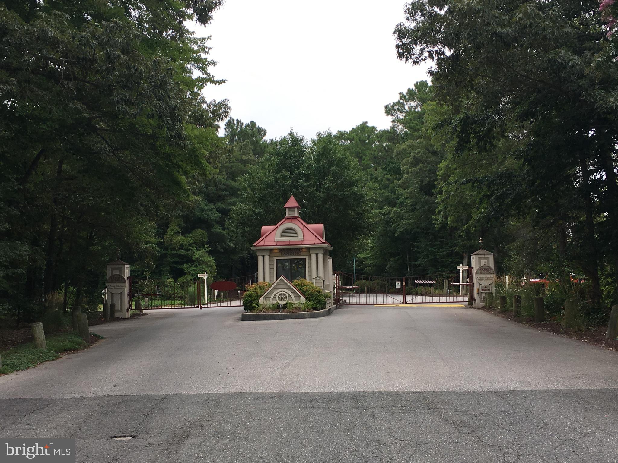 SOLOMONS LANDING - Residential