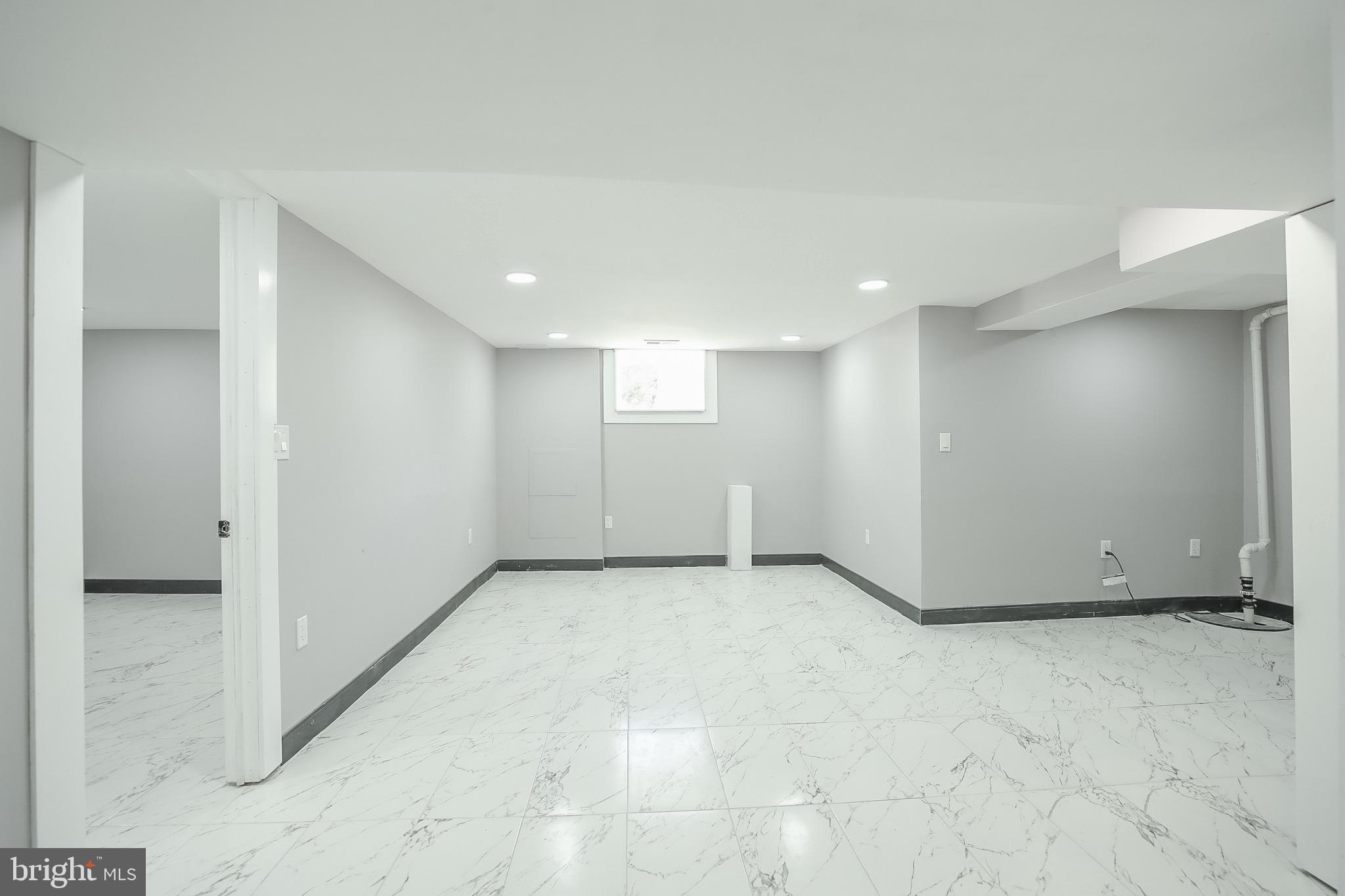 FRANKFORD - Residential